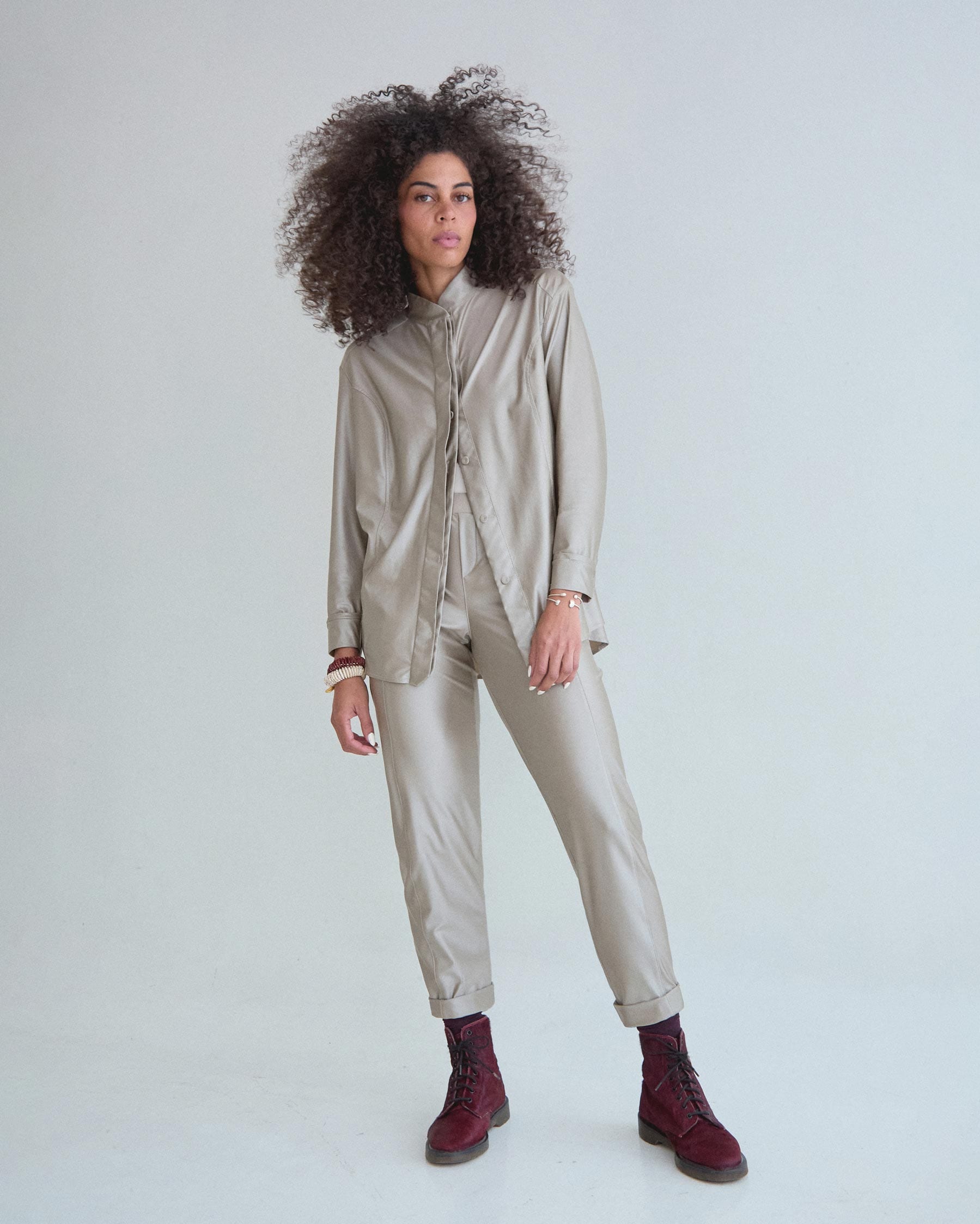 Camisa Tech Fresh Champaña LUCIDO - imagen 4