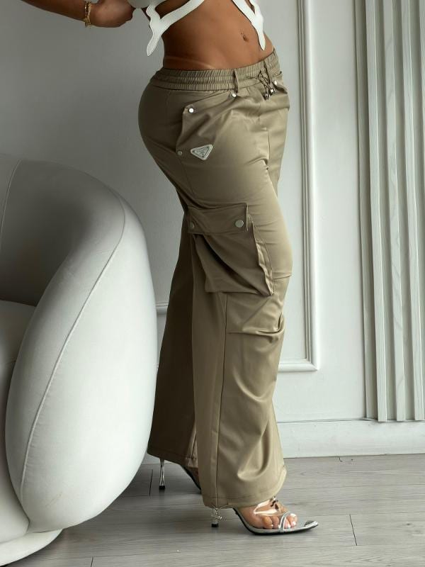 PANTALON PRADA CARGO VERDE MILITAR - imagen 2