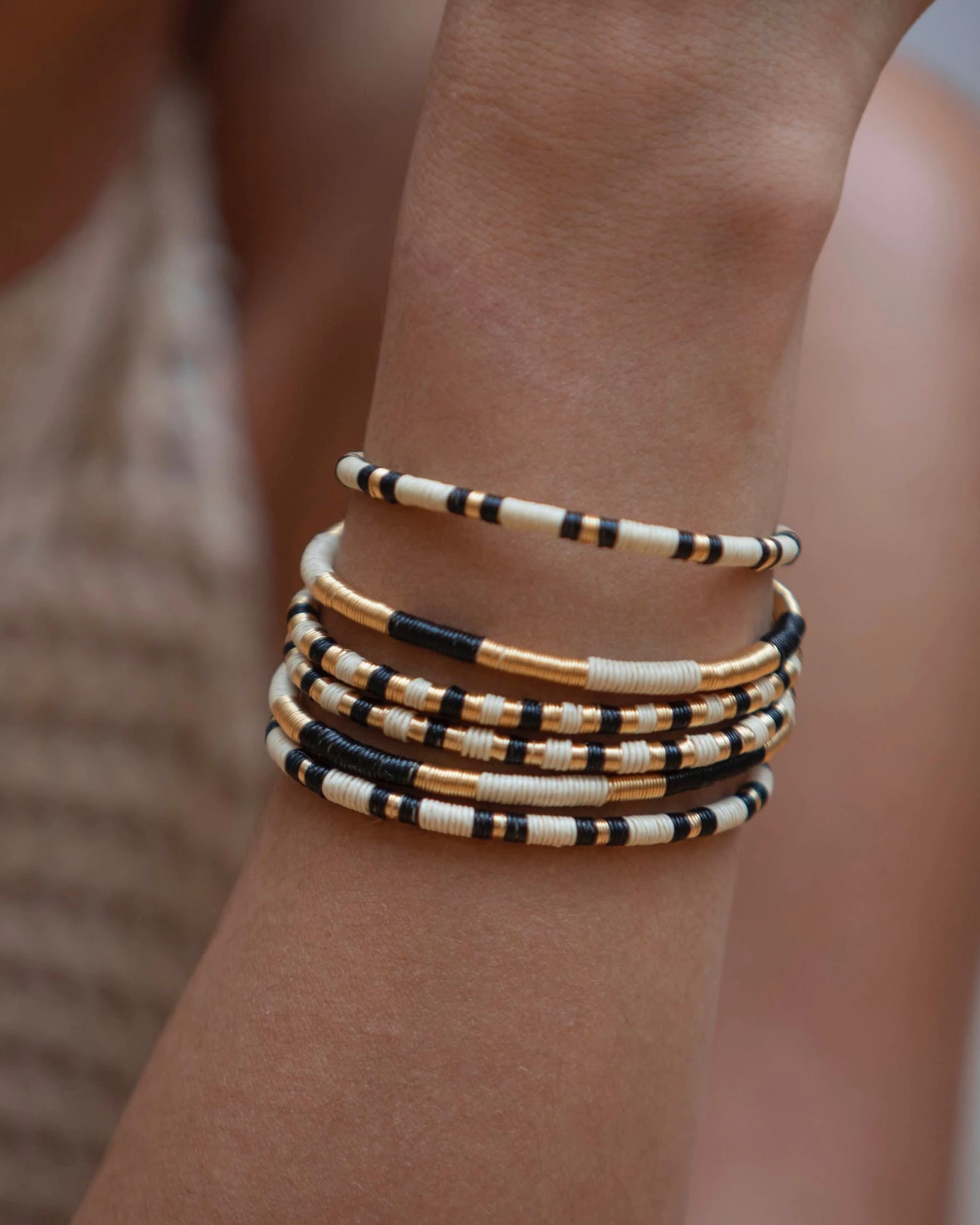 Clarte Bangle (one piece) - imagen 5