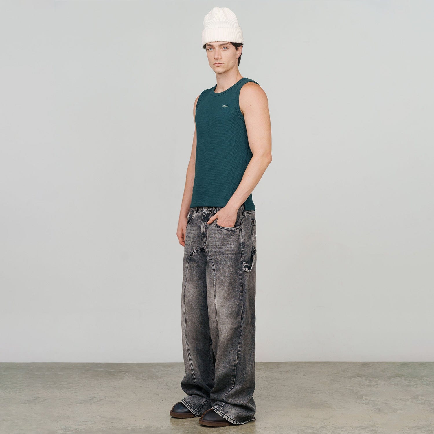 Textured Sleeveless T-Shirt - Pine Green - imagen 5