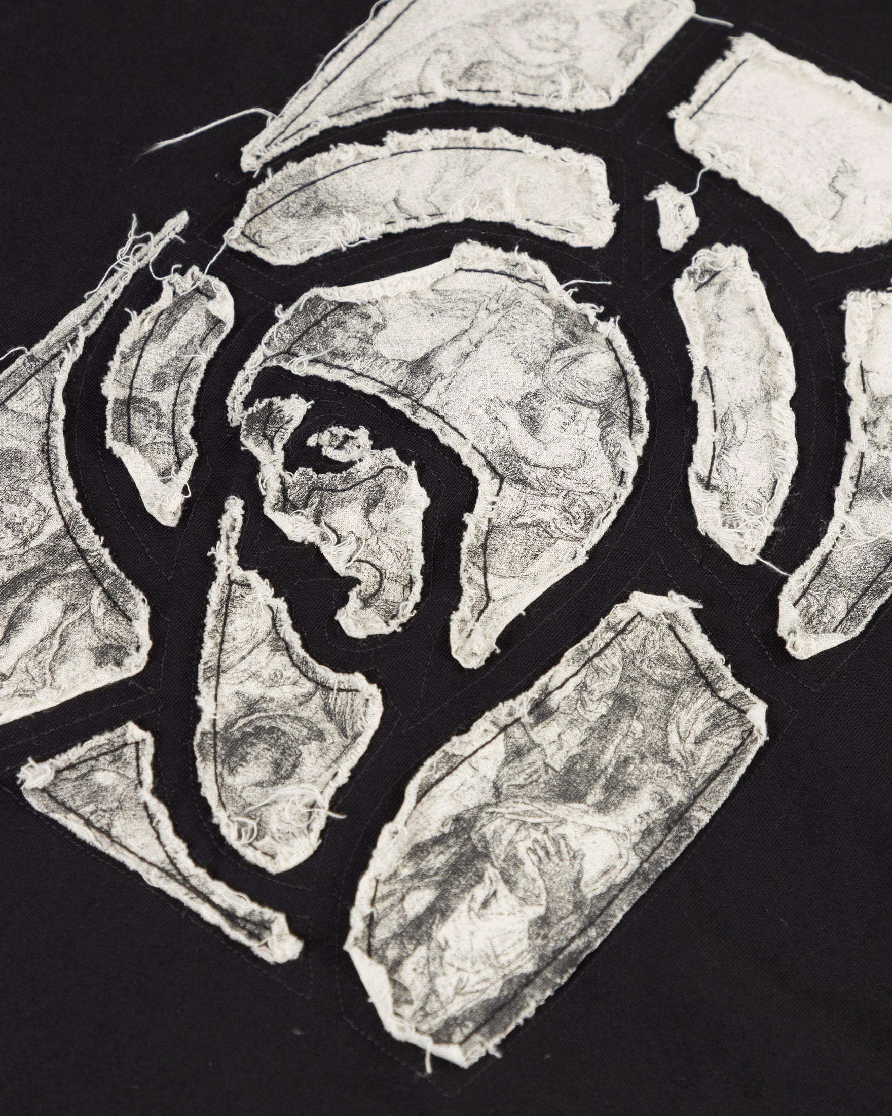 94' Fragments Tshirt Black - imagen 4