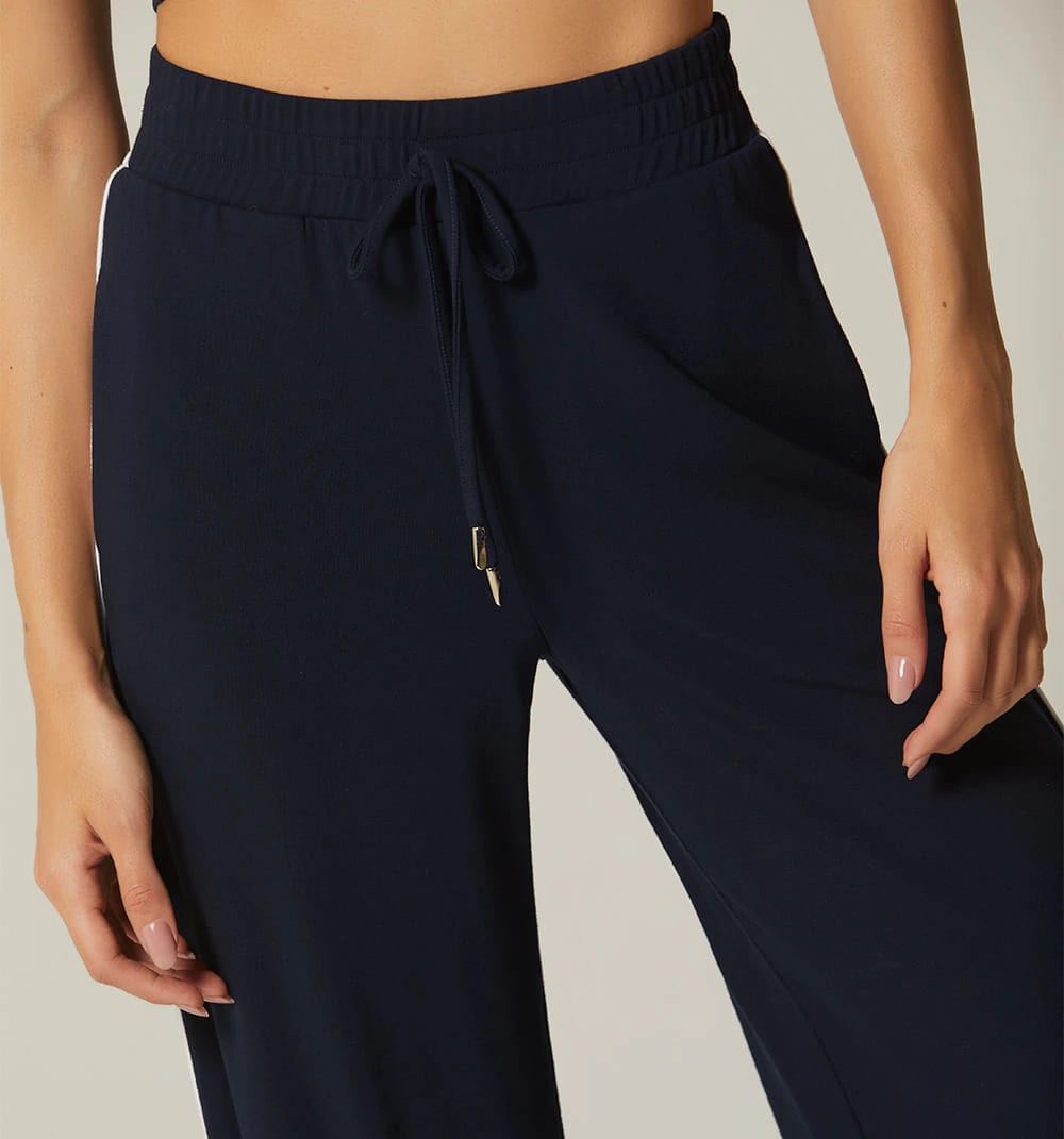 Pantalón deportivo franjas en el lateral - imagen 4