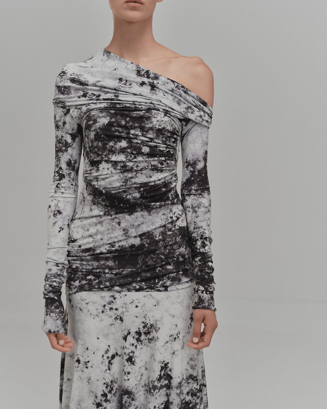 "VINCA" MIDI DRESS - imagen 4