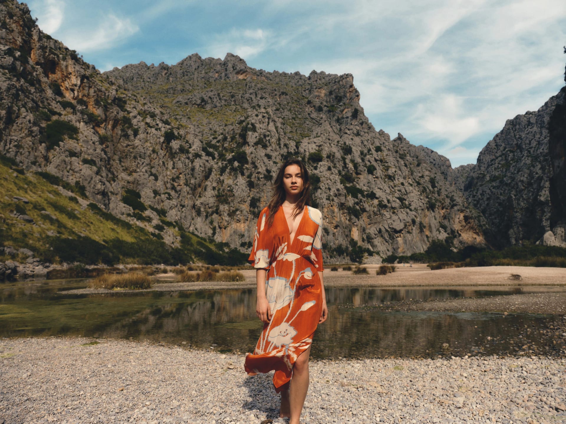 Topacio Crepe Chine Tunic Dress / Orange Gladiolos - imagen 2
