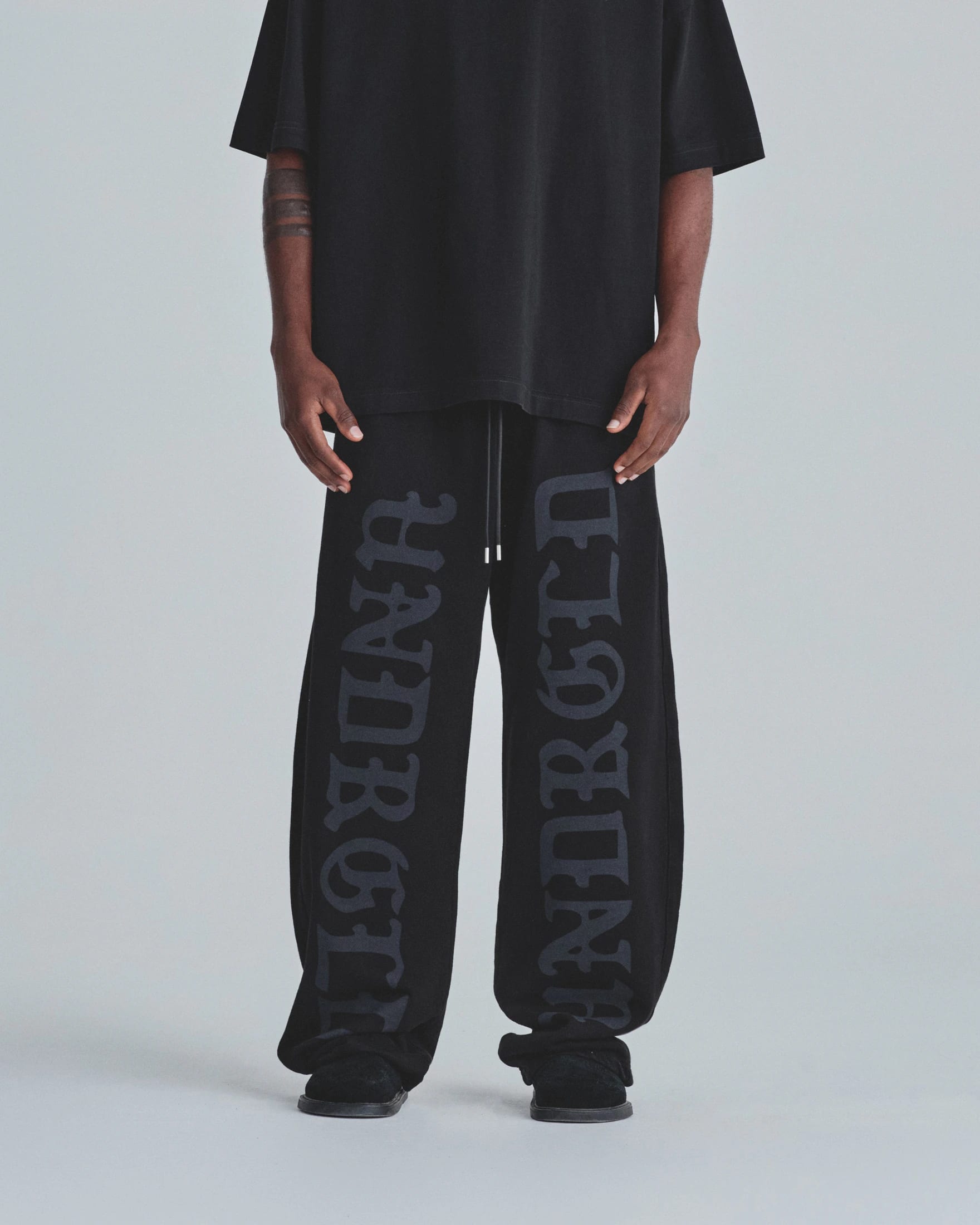 Line Gothic Straightpants Black - imagen 2