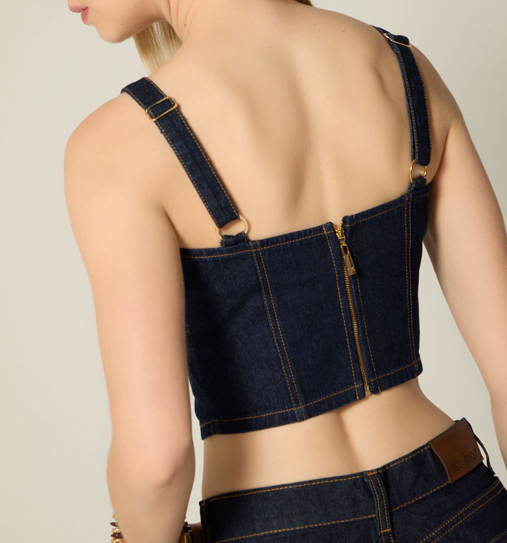 Blusa crop tiras con corte - imagen 5