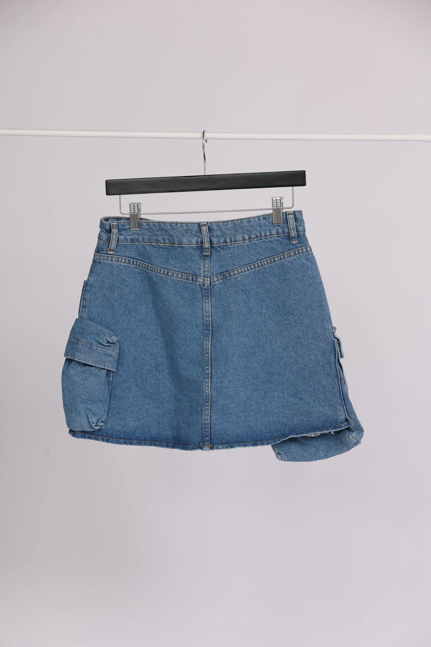 DENIM CARGO SKIRT - imagen 2