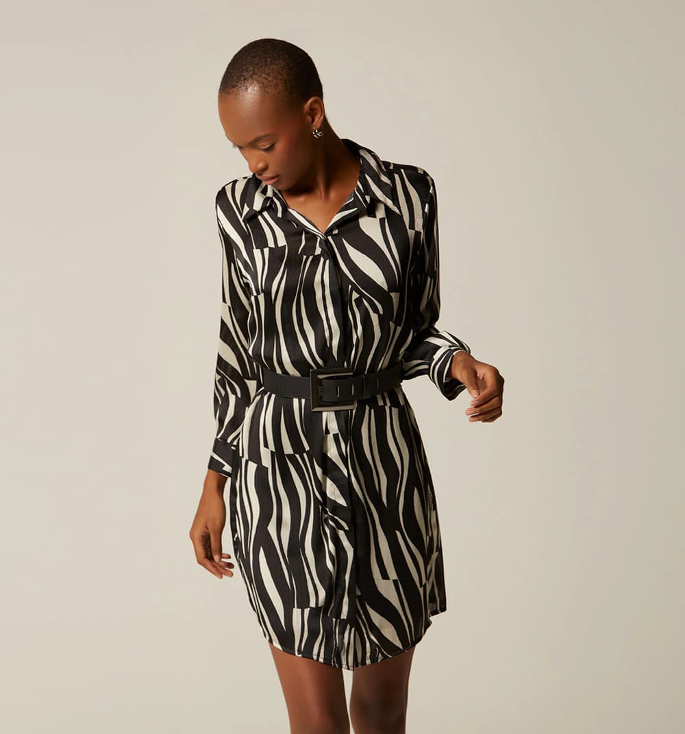 Vestido camisero con correa - imagen 1