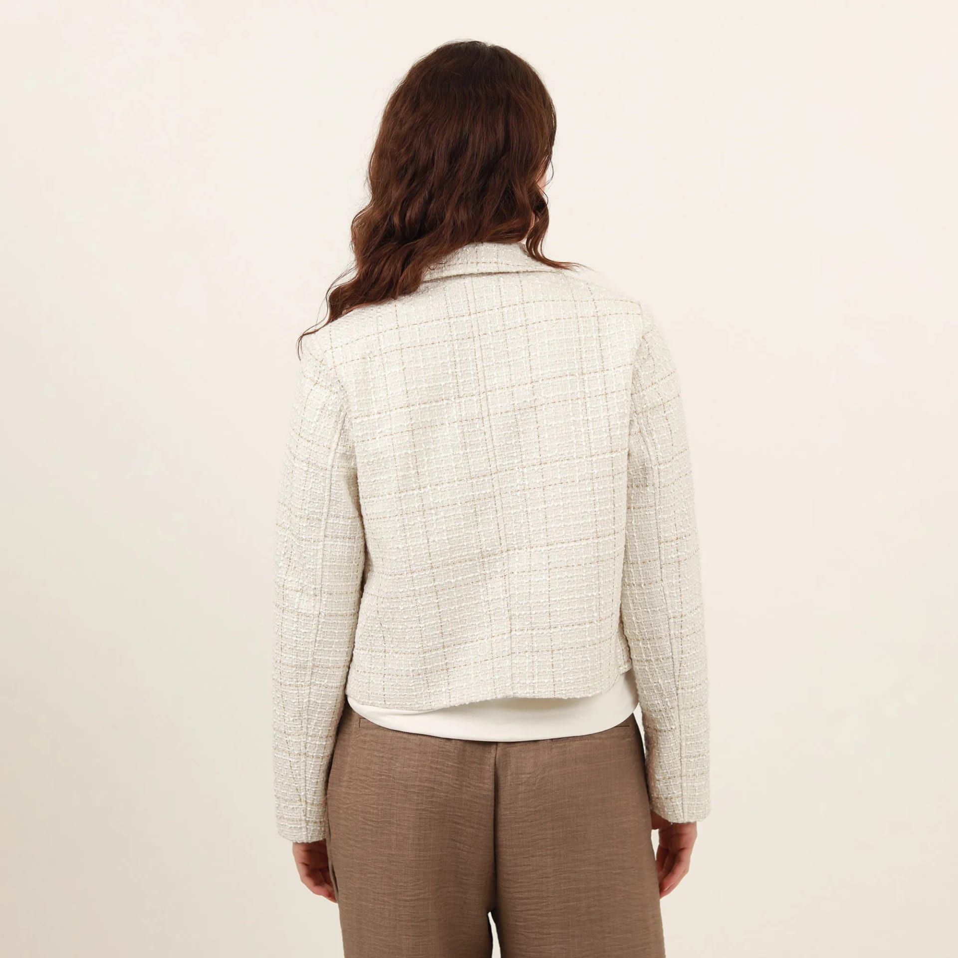 Chaqueta Corta Texturizada - imagen 6