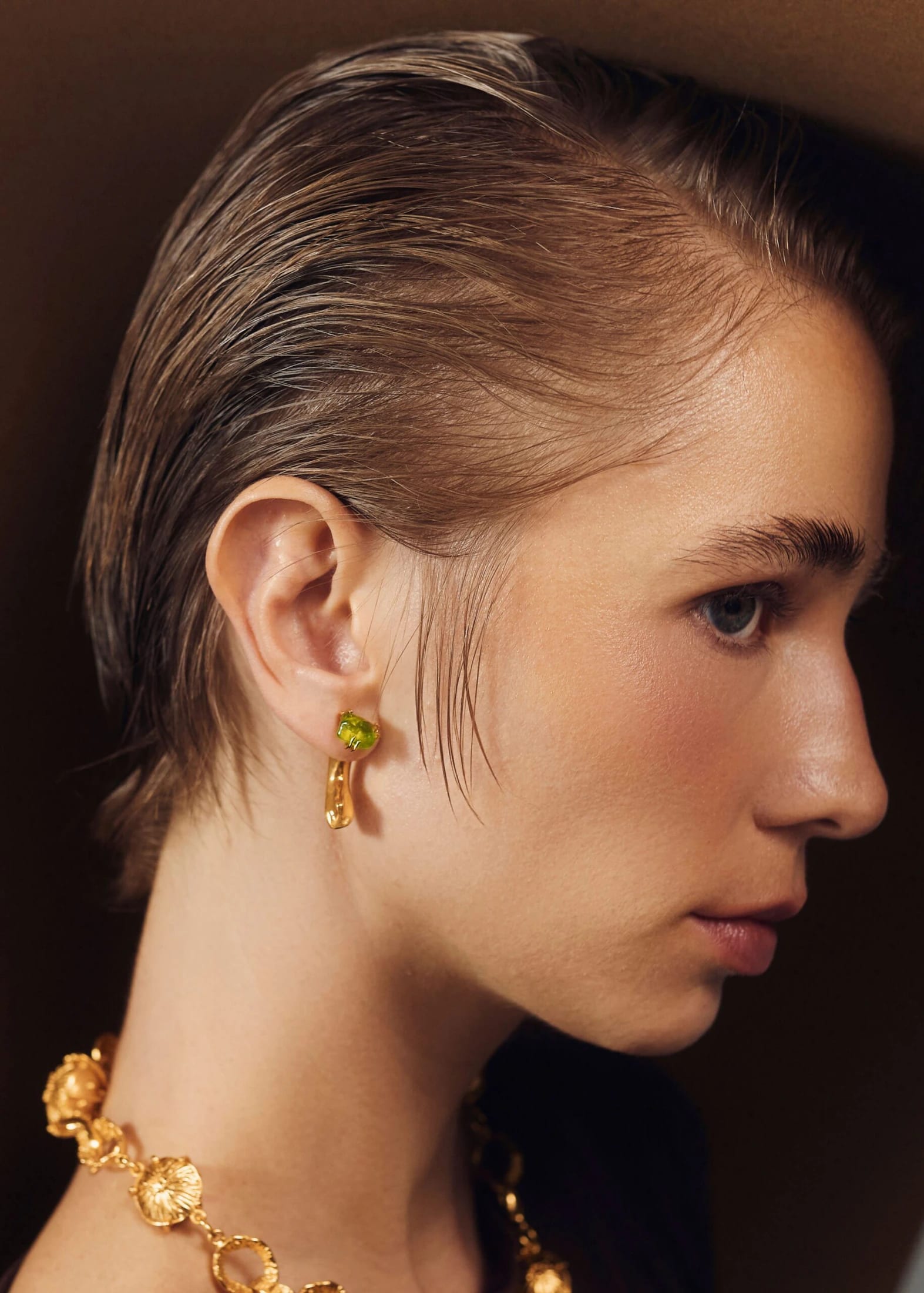 Aretes Peridoto Mini Petal Curve - imagen 2