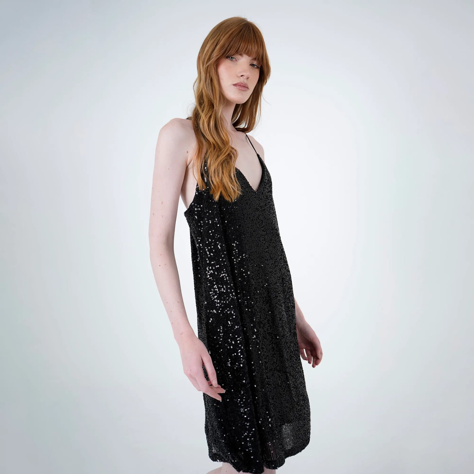 Vestido Medio De Tiras - imagen 3