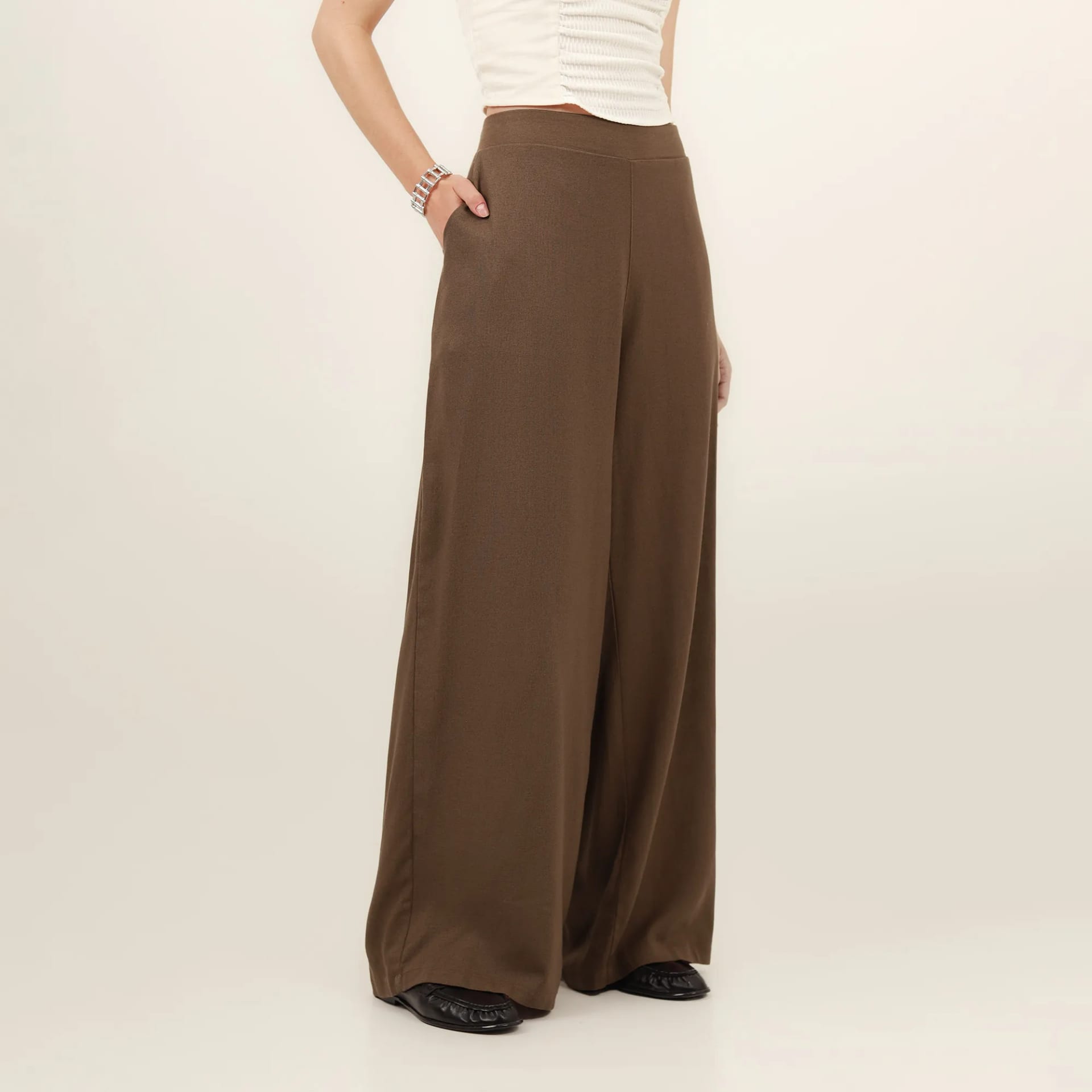 Pantalón palazzo bota ancha con elastico en cintura - imagen 9