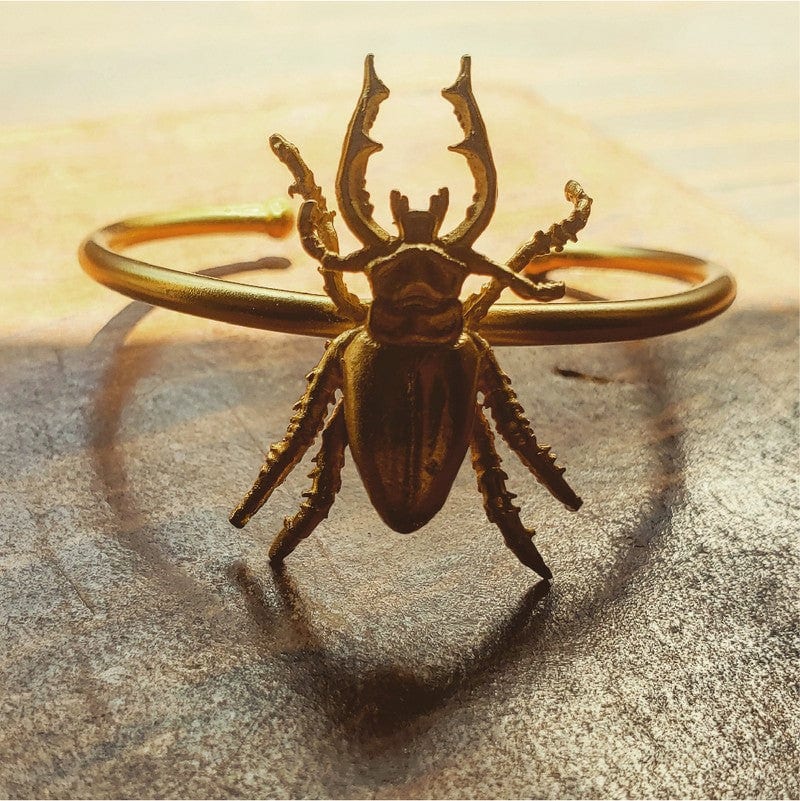 Brazalete con escarabajo grande - imagen 3