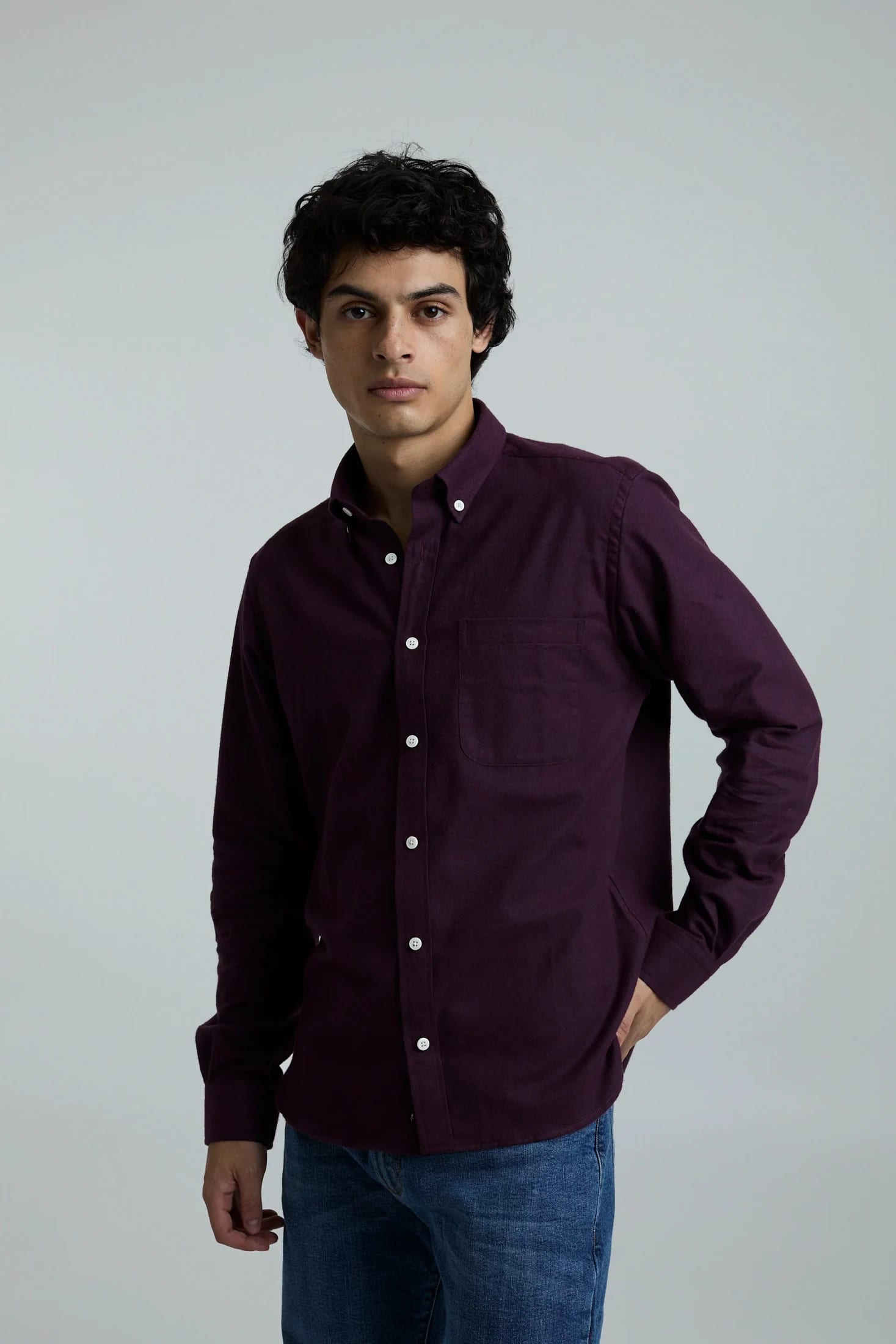 Camisa twill vinotinto - imagen 12