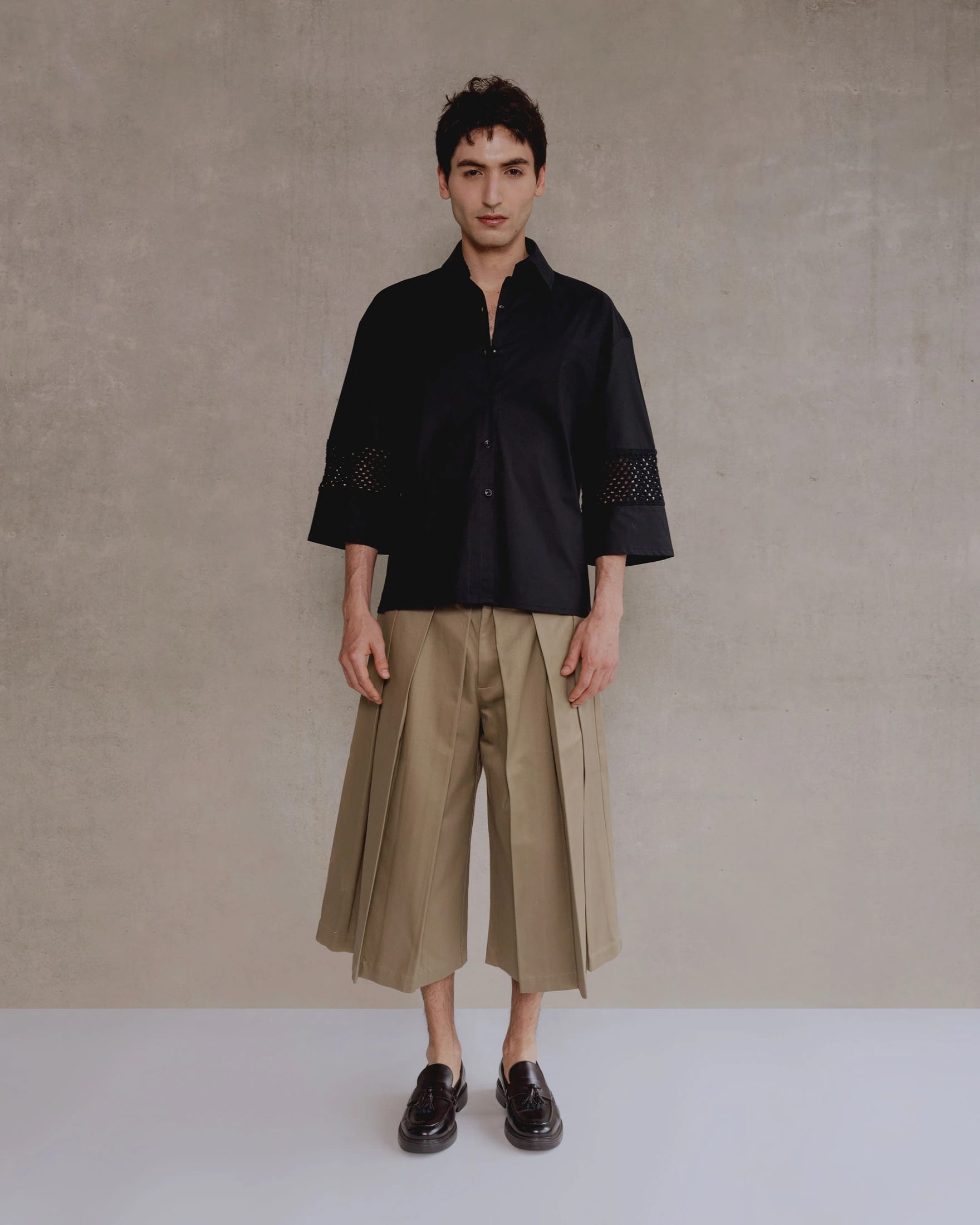Beige Capri Pant Man - imagen 1