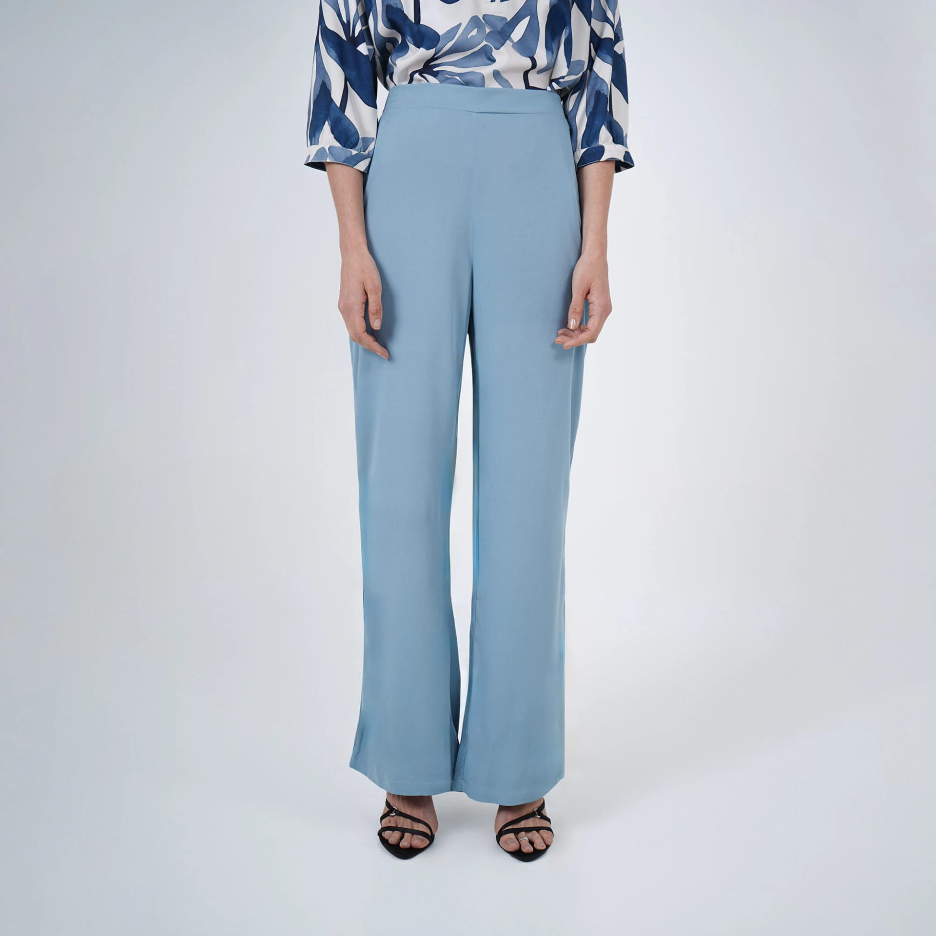 Pantalon Tiro Alto Bota Recta - imagen 22