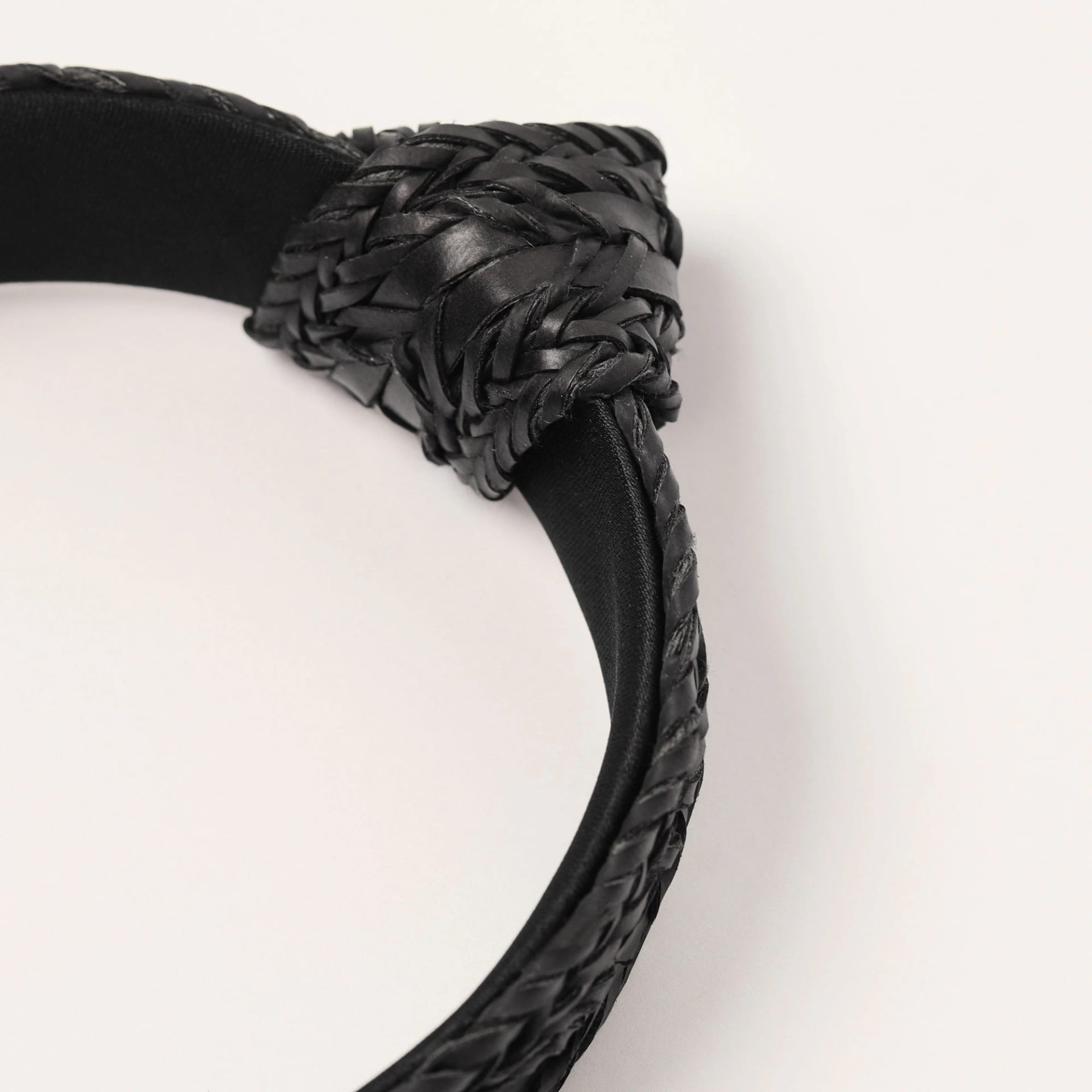Diadema Trenzada con Nudo - imagen 2