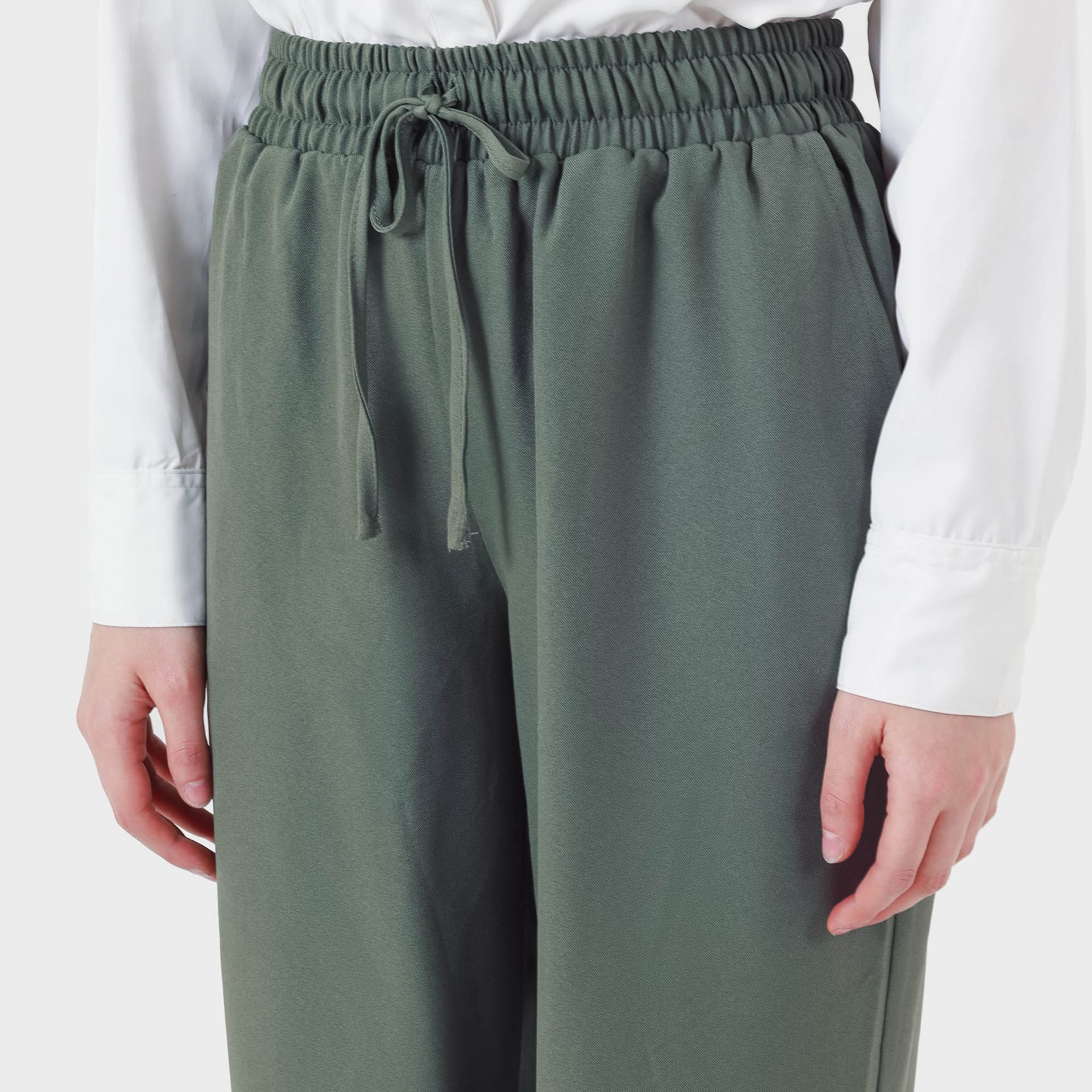 Pantalón básico bota recta cintura elástica - imagen 12