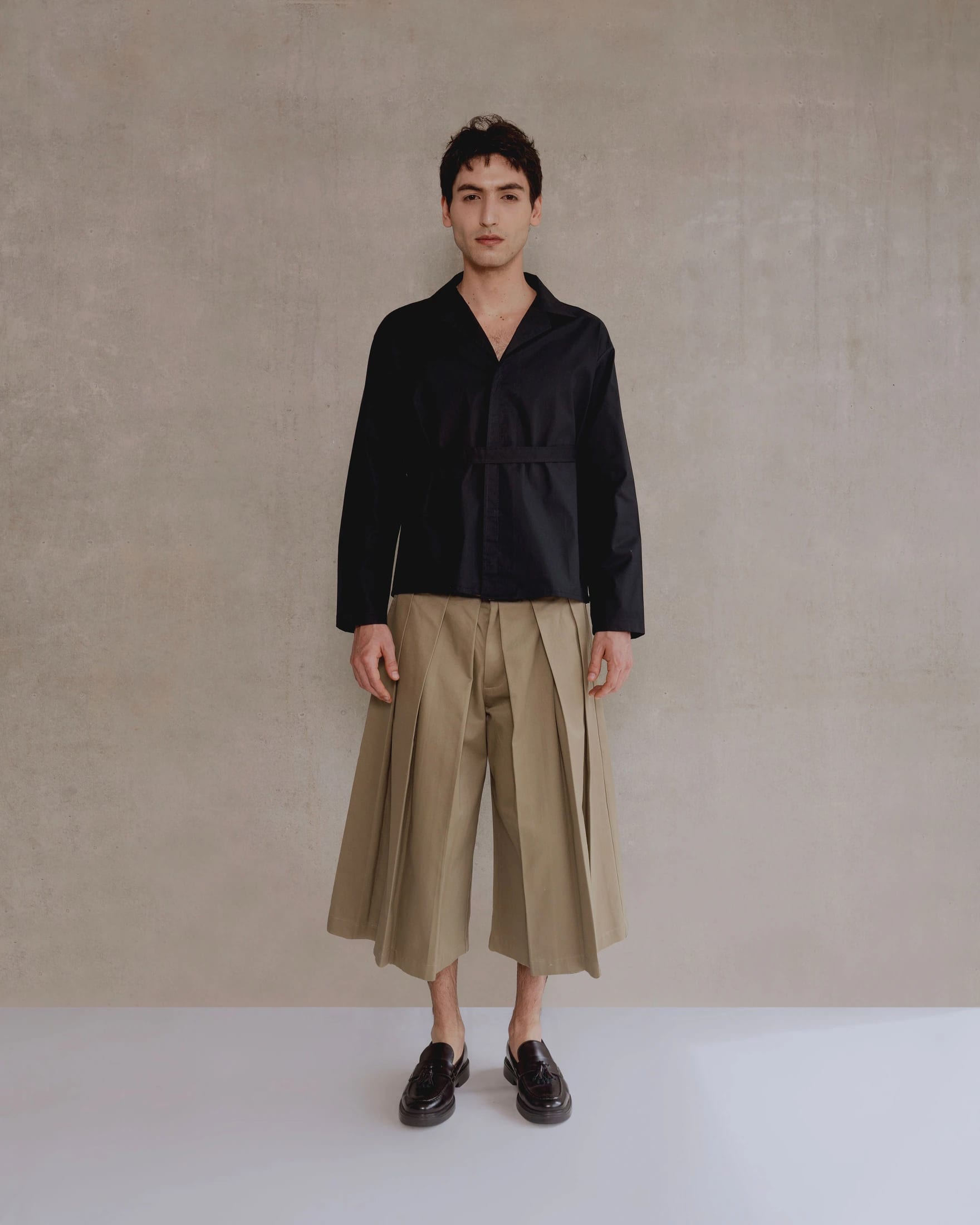 Ribbon Black Shirt - imagen 1