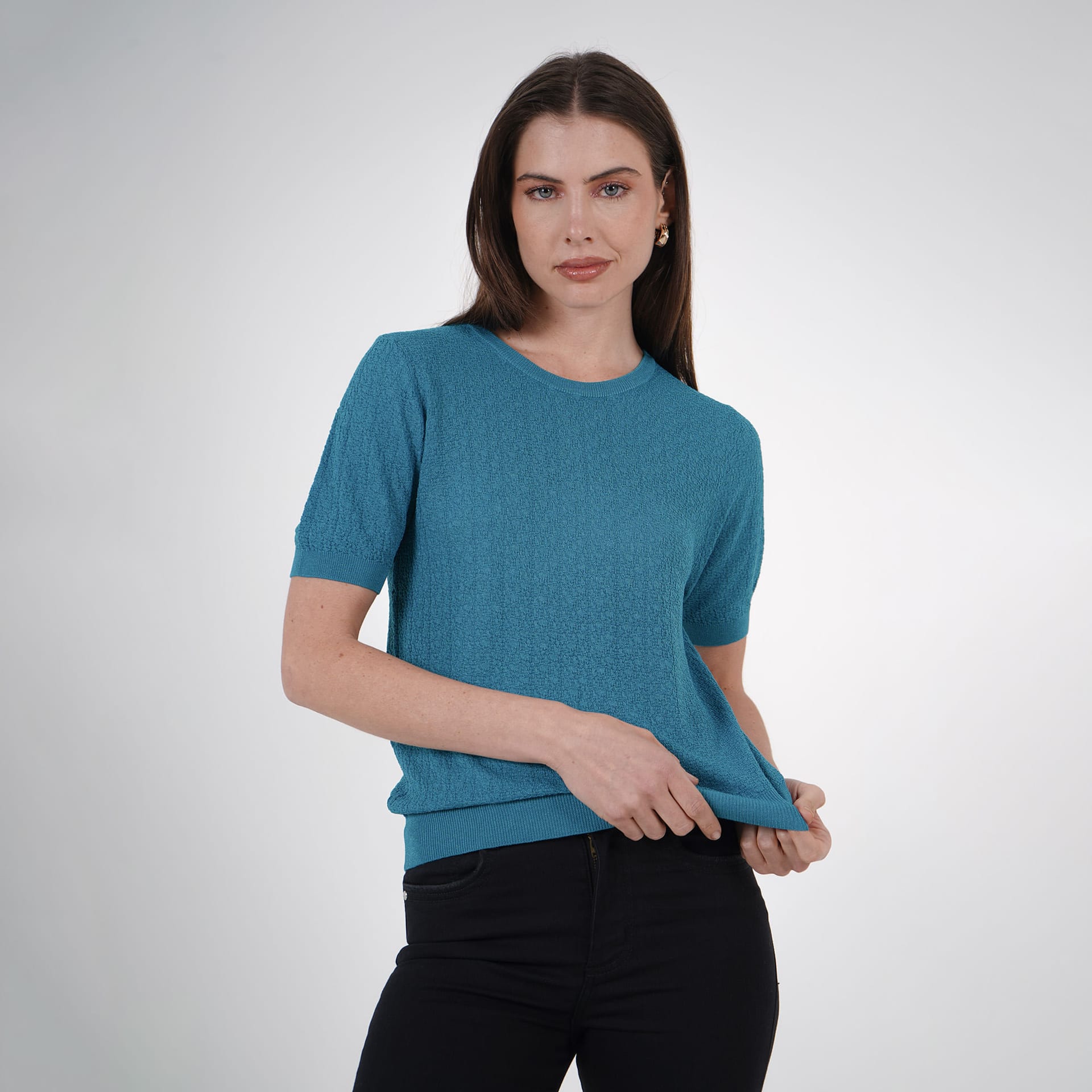Sweater básico cuello redondo manga corta - imagen 2