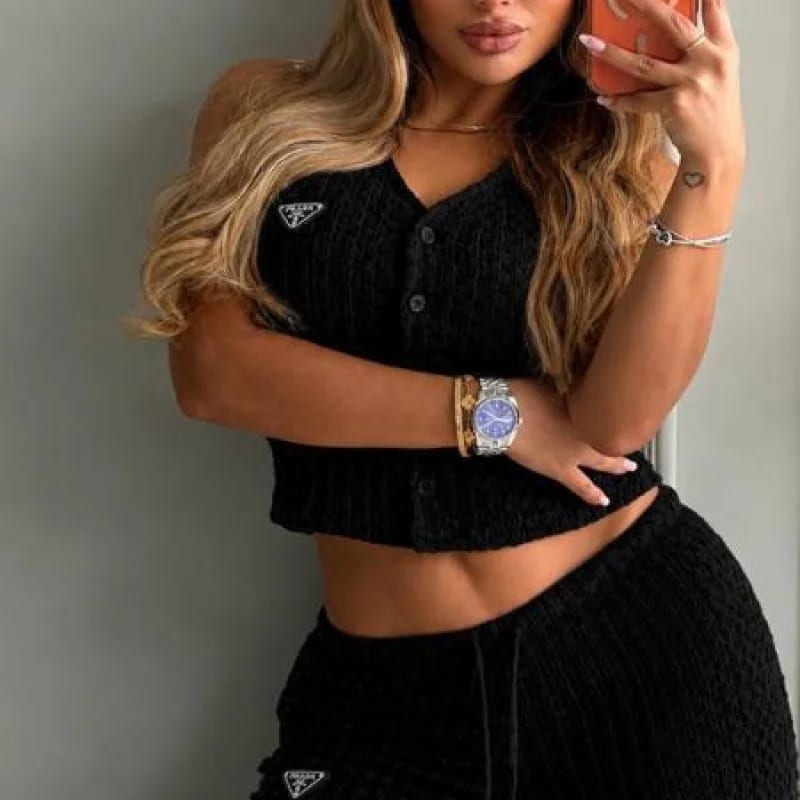 CONJUNTO PRADA NEGRO TELA GALLETA - imagen 1
