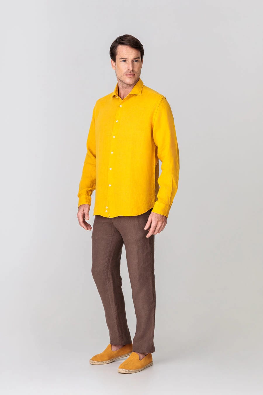 Men's linen shirt mustard - imagen 2