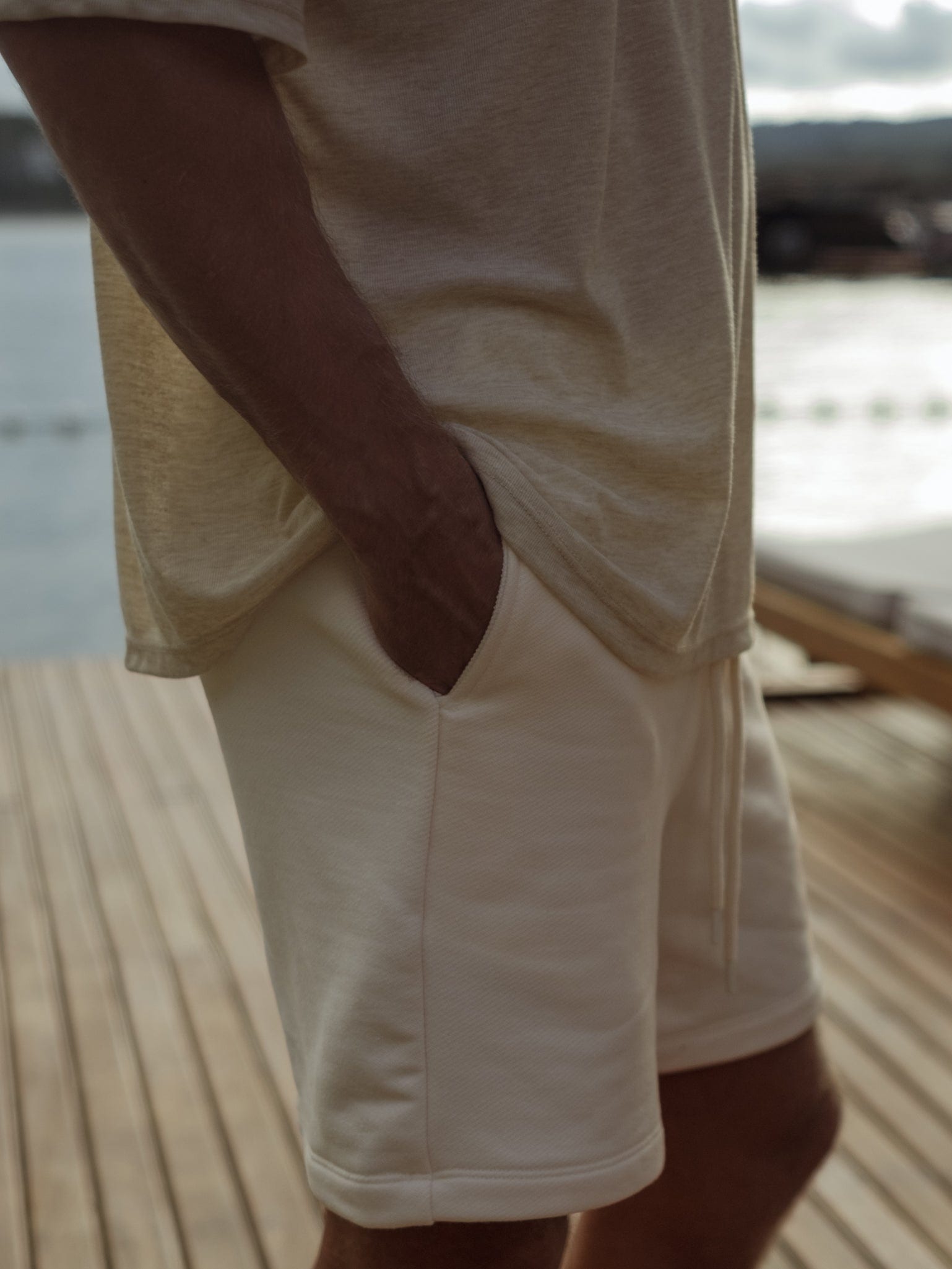 MEN COTTON MINIMAL SHORT - SEA SALT - imagen 9