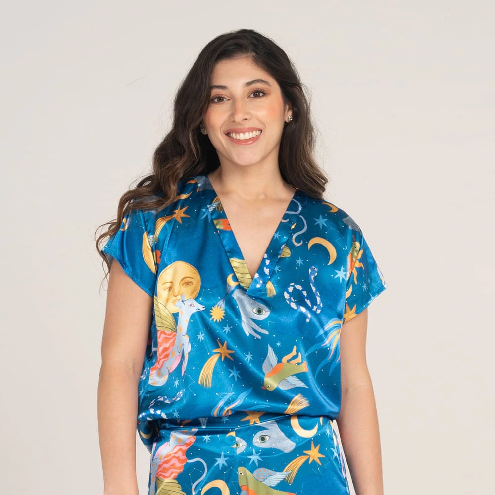 Camisa Manga Corta Satin Estampado Alebrijes. - imagen 1