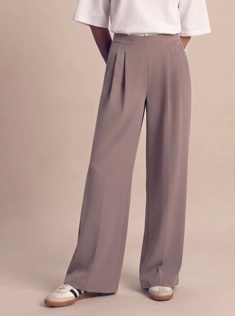 PANTALÓN CÓMODO CAQUI - imagen 4
