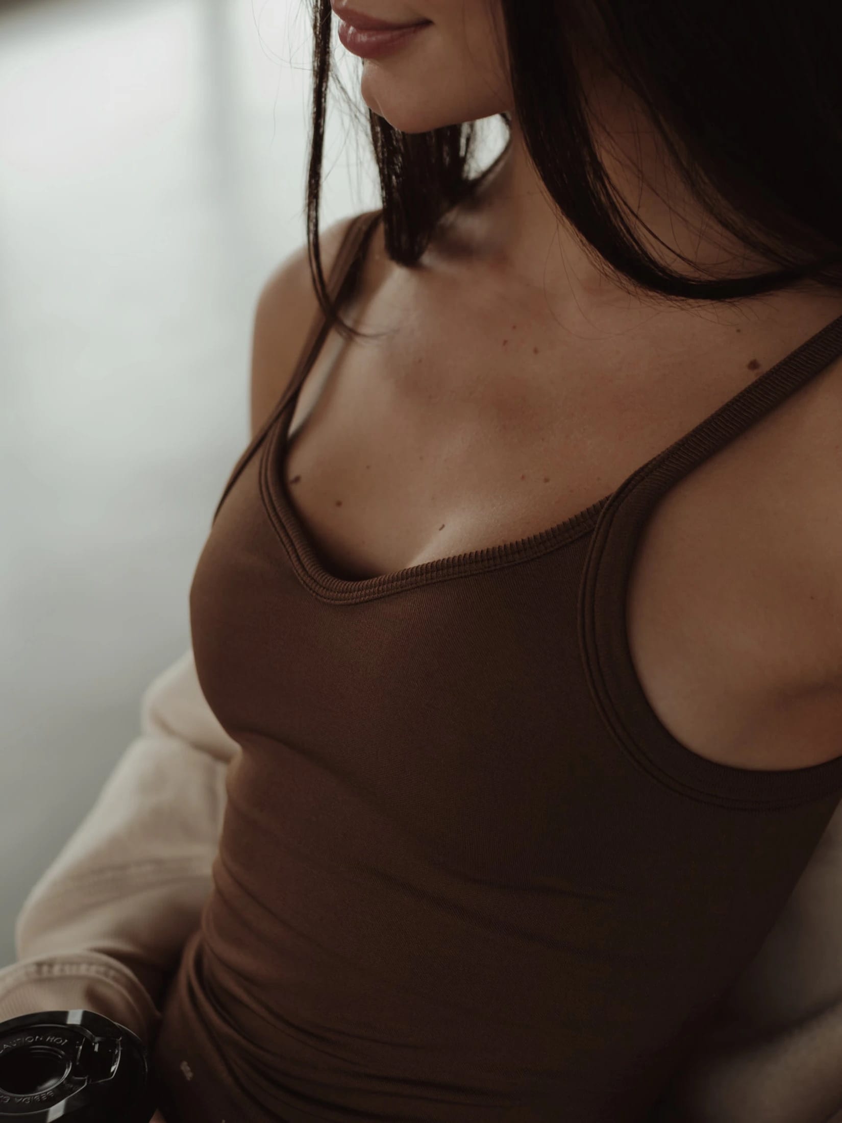 SOFT SEAMLESS TANK TOP - SEPIA - imagen 8