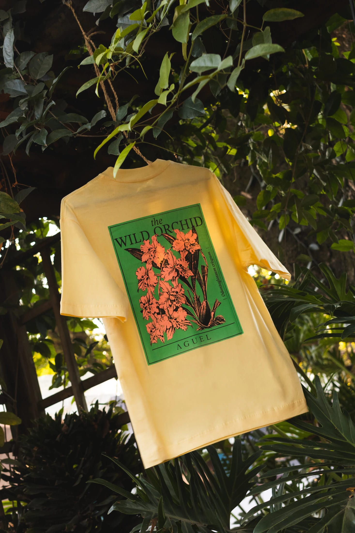 Camiseta Oversized The Wild Orchid Amarilla - imagen 2
