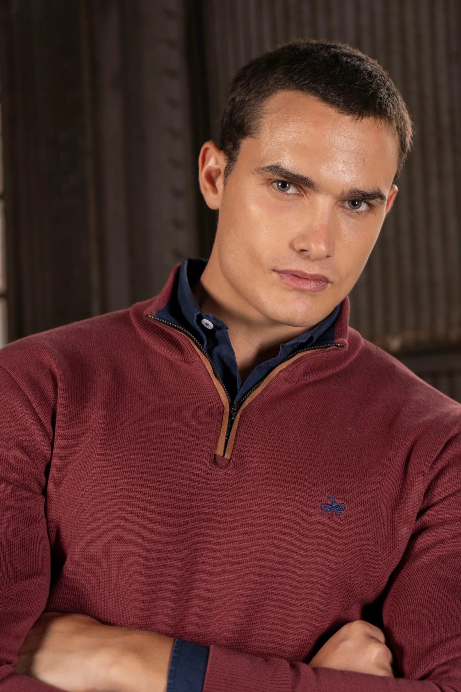 Suéter Halfzip Legacy Hombre Vinotinto - imagen 4