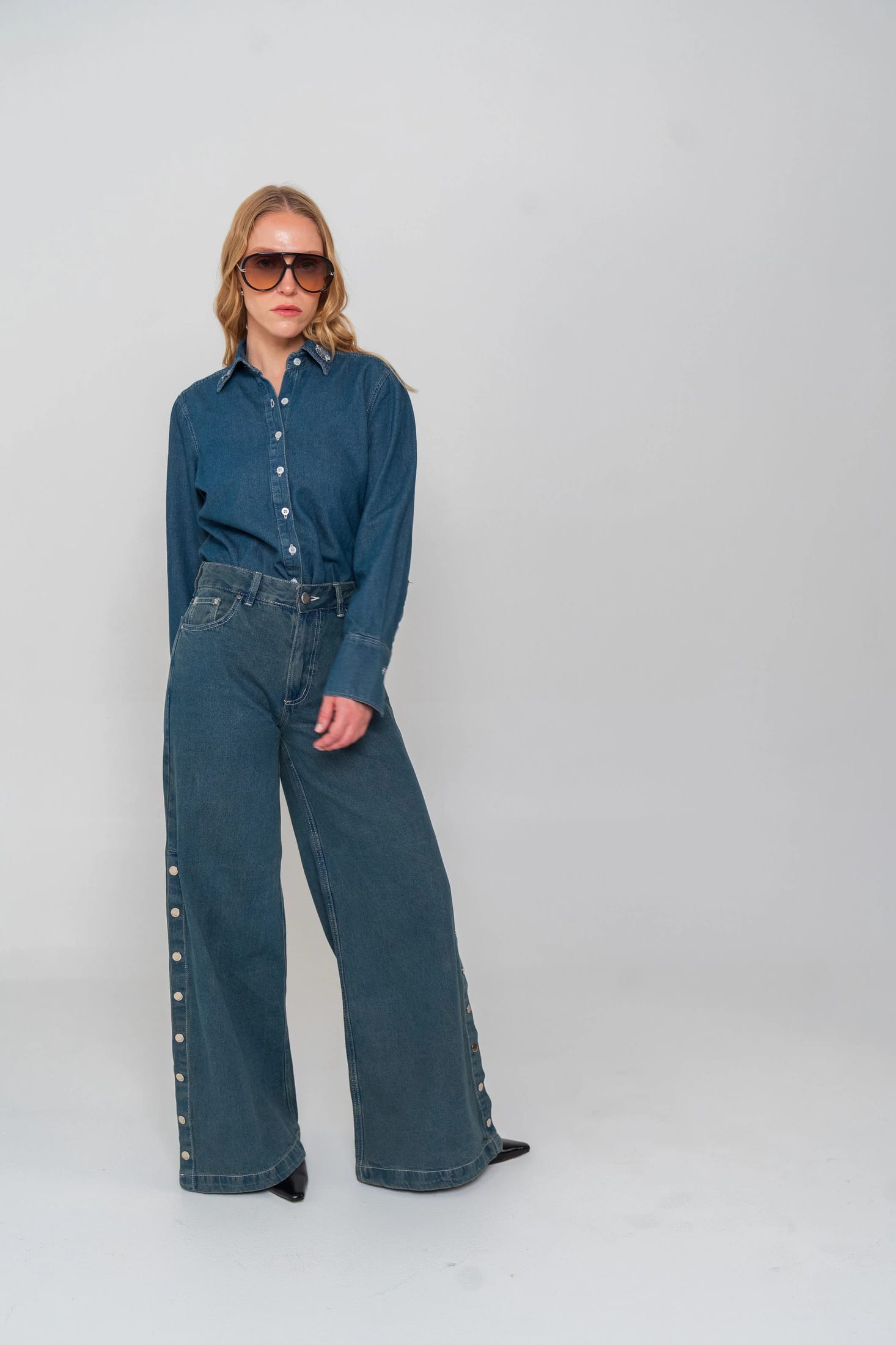 Blue Side Buttons Jeans - imagen 8