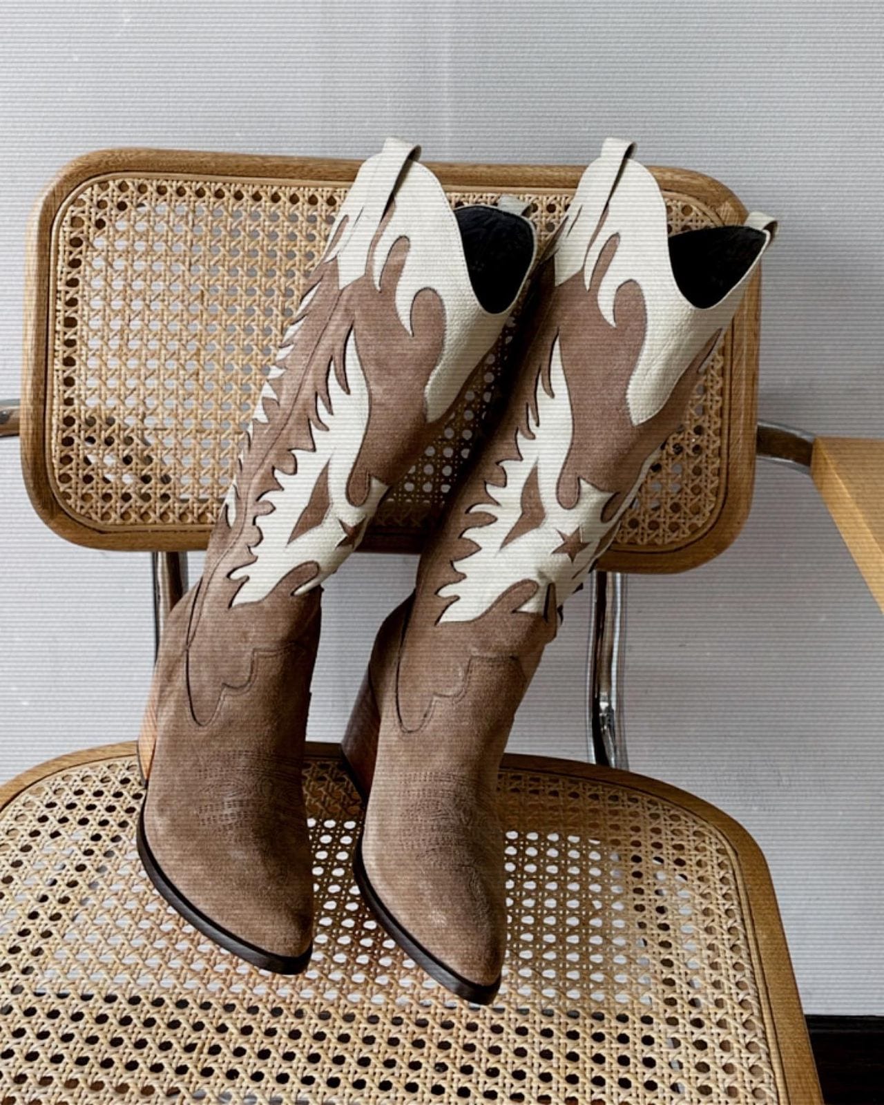 Botas llamas almendra - imagen 3