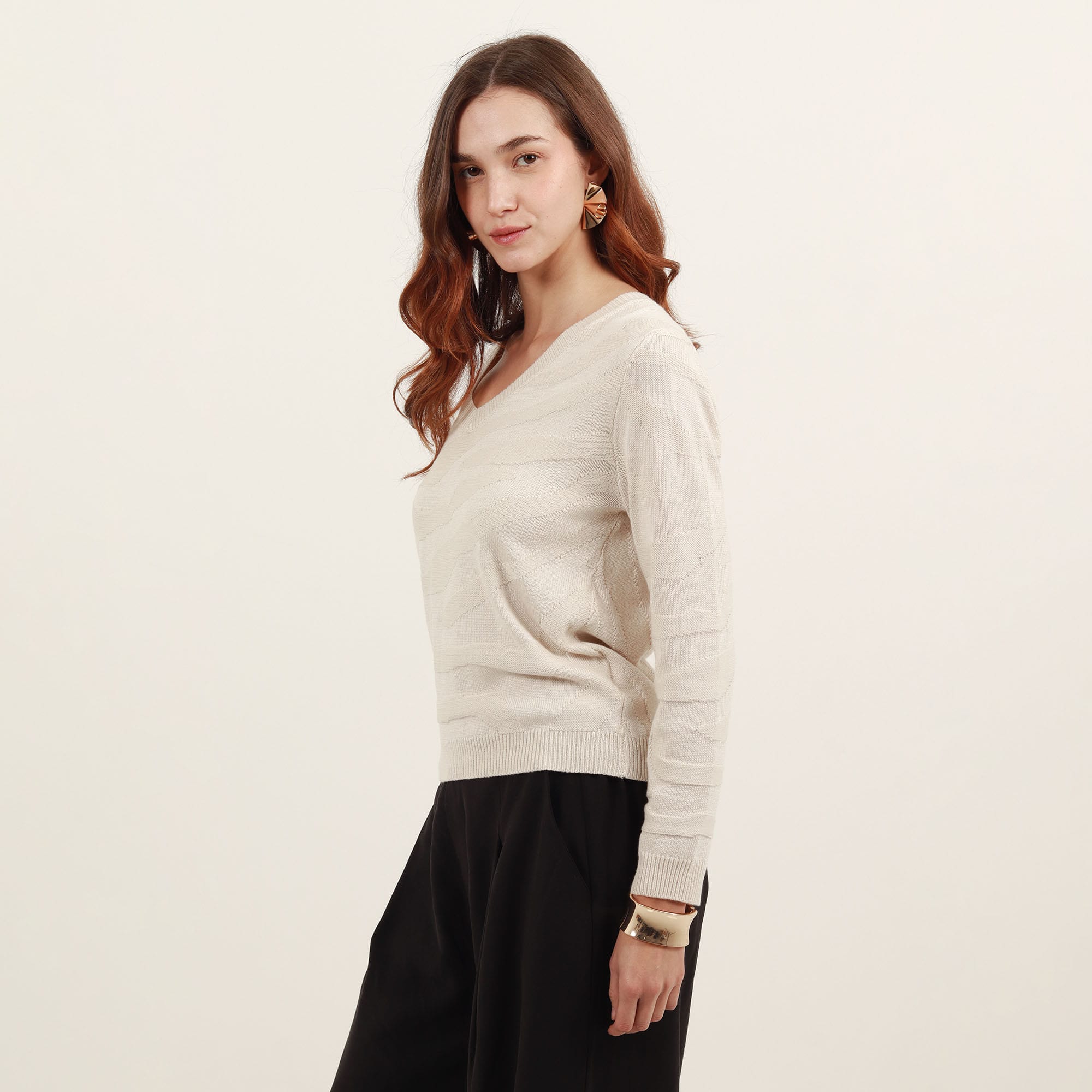 Sweater con textura jacquard cuello en v manga larga - imagen 3