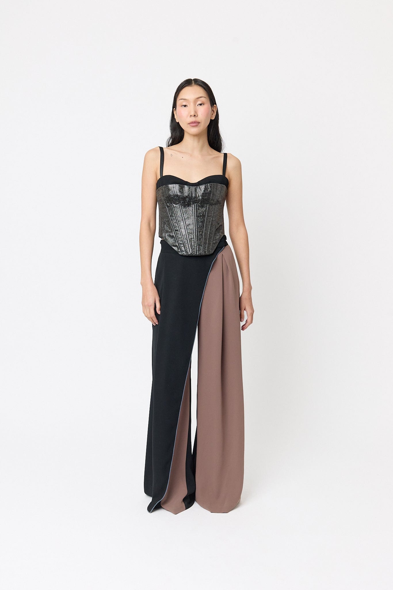 Lorne Bustier - imagen 2