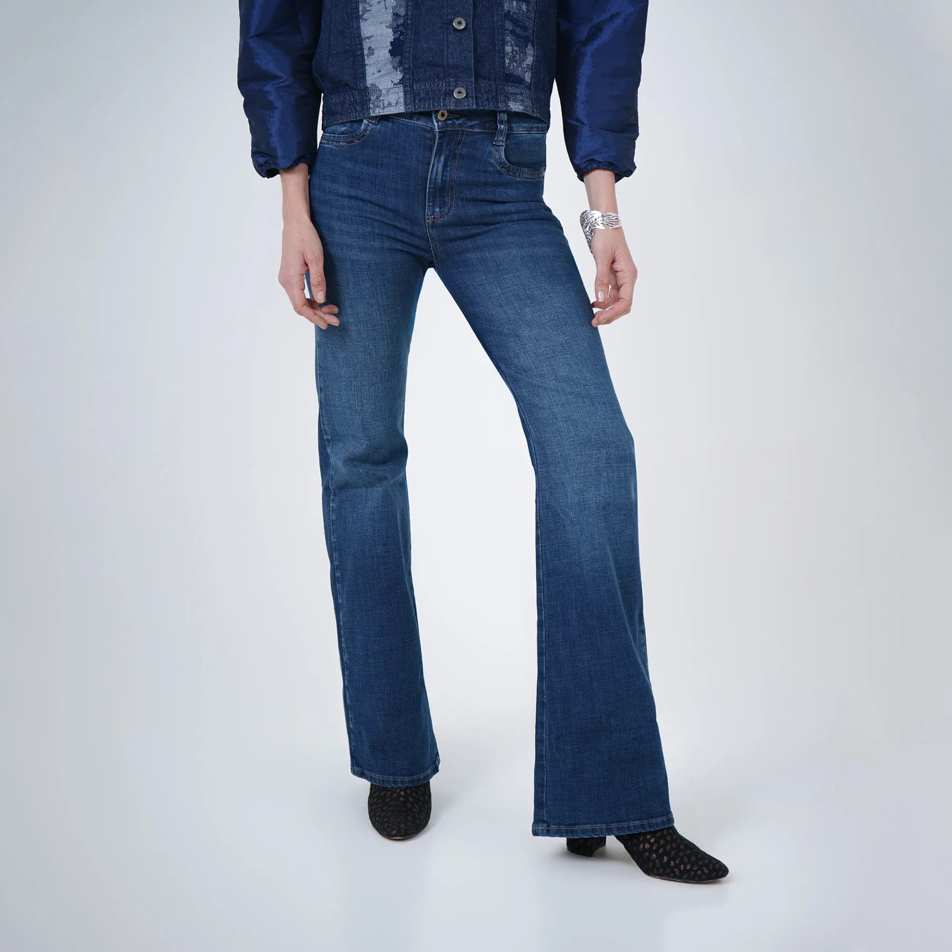 Jean Mom Tiro Alto Bota Recta - imagen 2