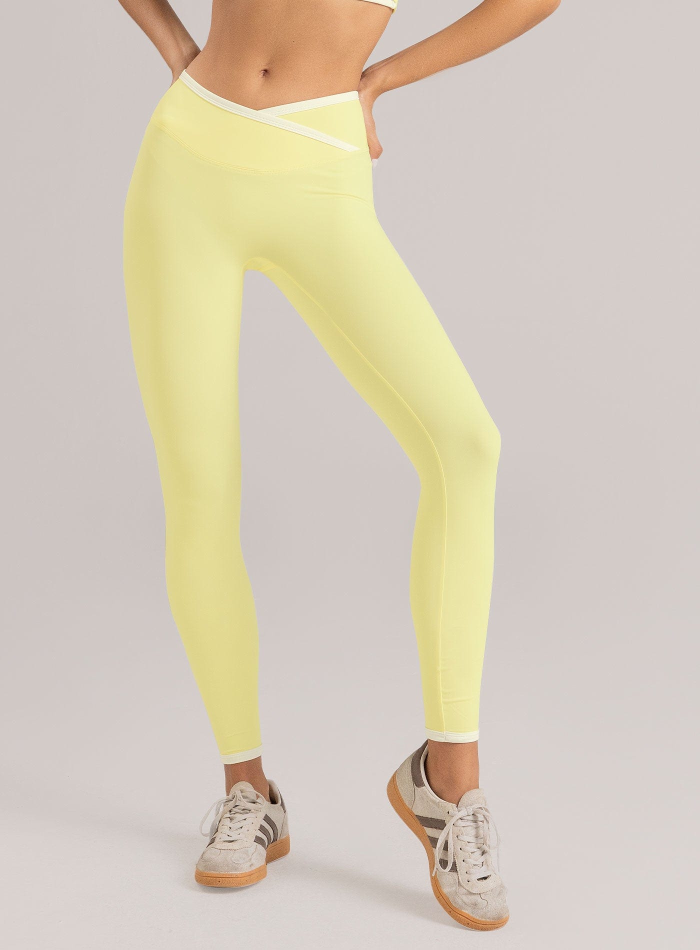 LEGGINS DEPORTIVO AMELIA EN TELA SHERY - imagen 3