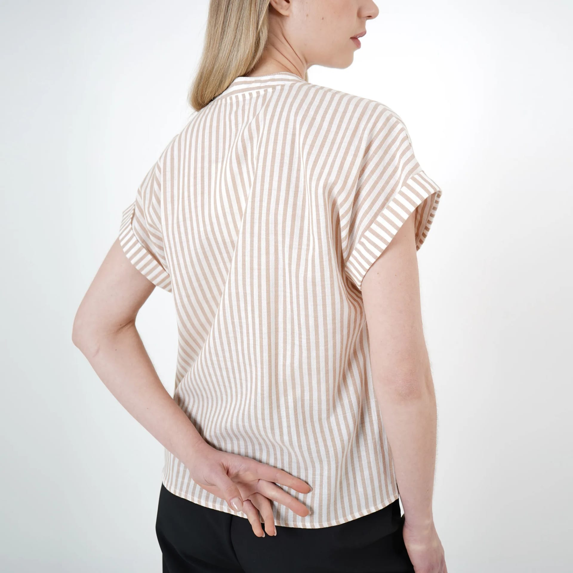 Blusa Cuello Neru Manga Corta - imagen 2