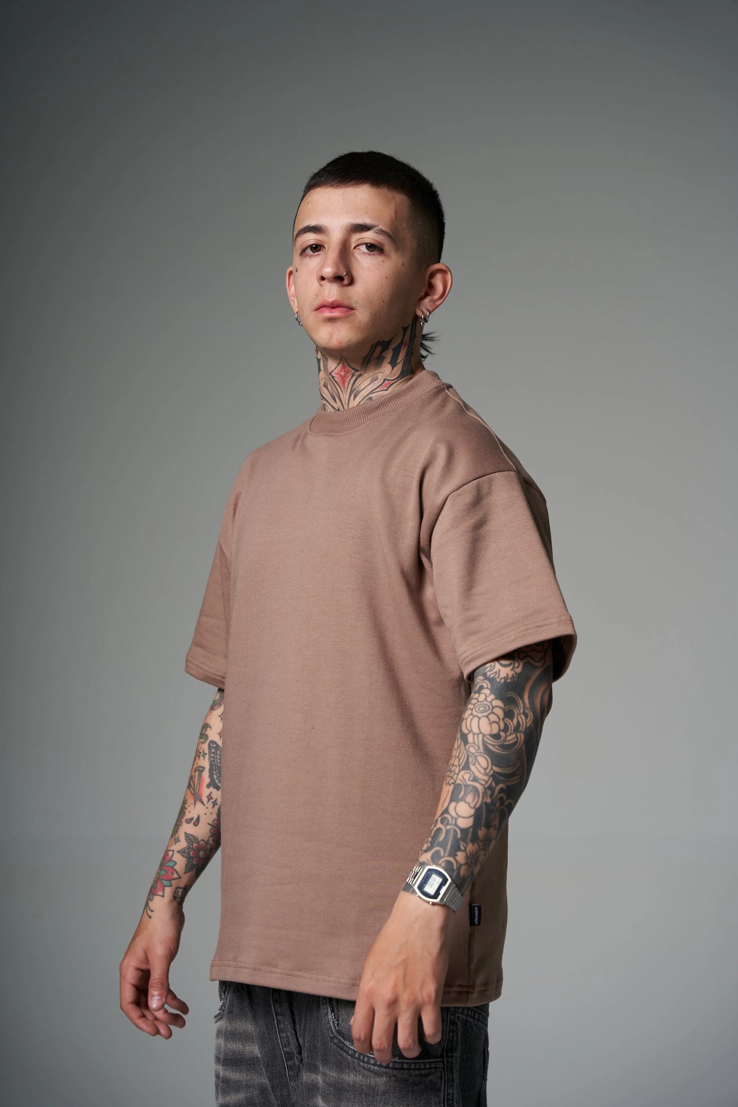 CAMISETA TAUPE OVERSIZE SVG 260 GRAMOS 14491 - imagen 7