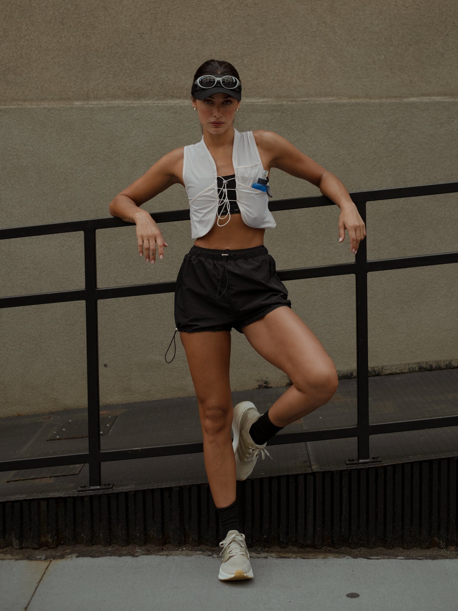 PULSE STRAP SEAMLESS TOP - SHADOW - imagen 10