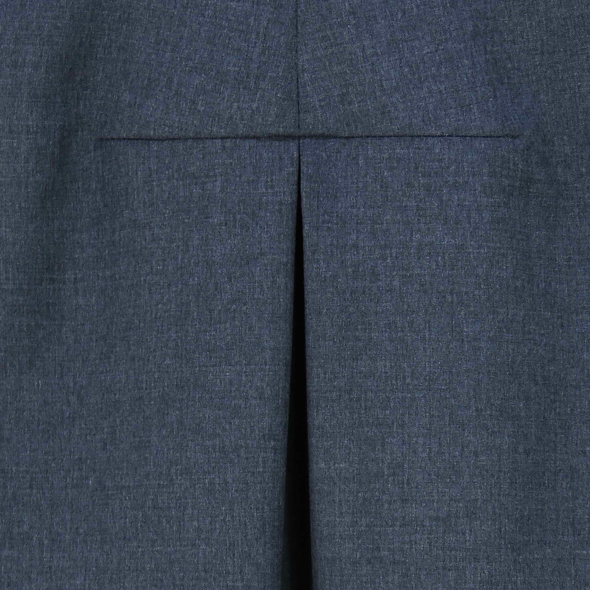 Pullover con Solapa Drapeada Gris Oscuro - imagen 8