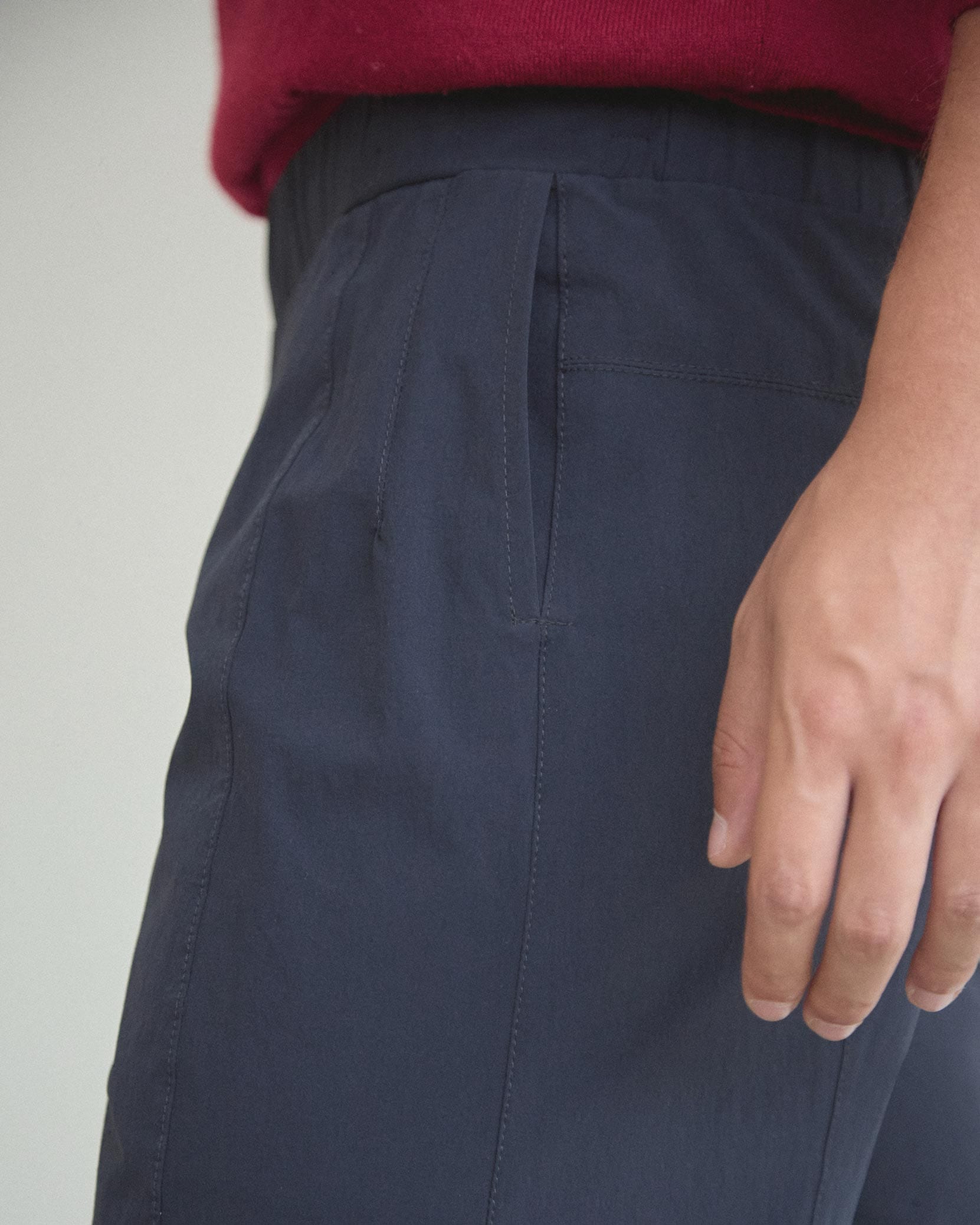 Pantalón Tech Ultra-Ligero Azul Oscuro VERANIEGO MAS - imagen 4