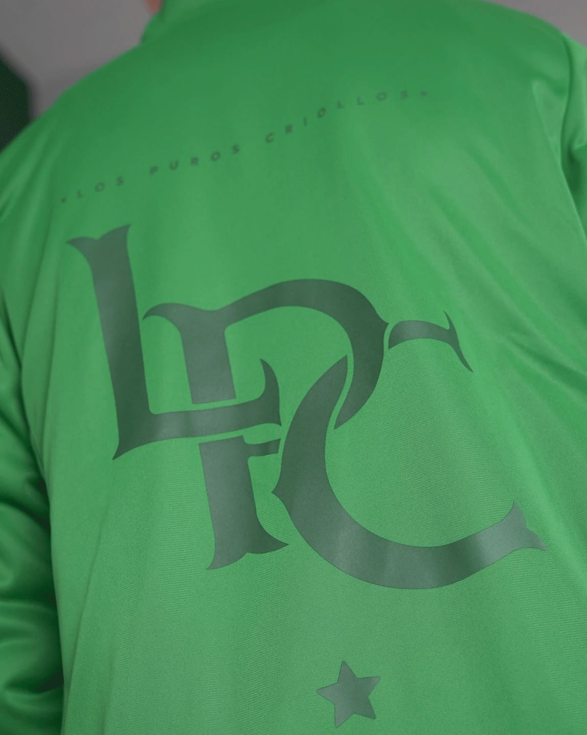 CHAQUETA VERDE HOMBRE FRENTE AN - imagen 4