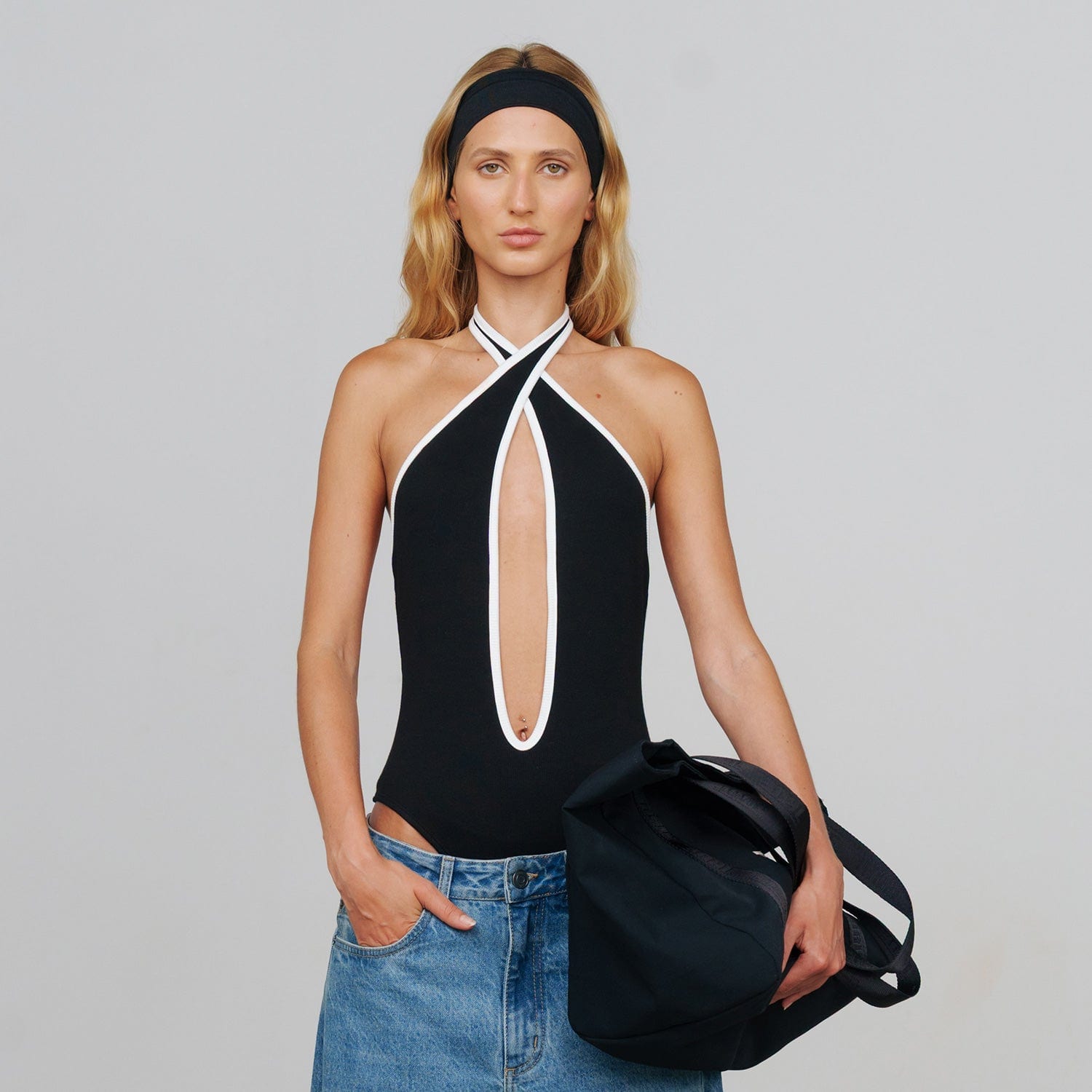 Shadow Halter Ribbed Bodysuit - Black - imagen 7