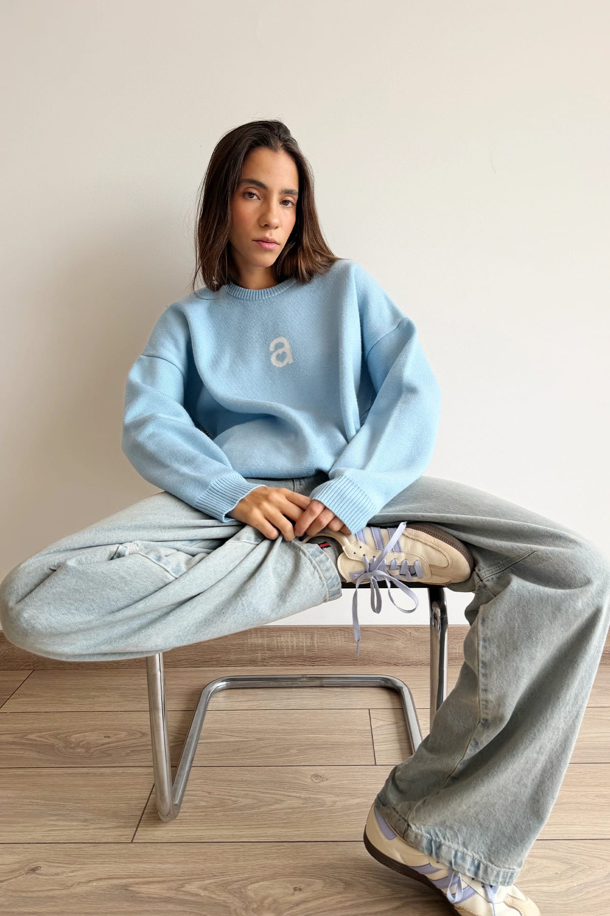 MONOGRAM SWEATER SKY BLUE - imagen 2