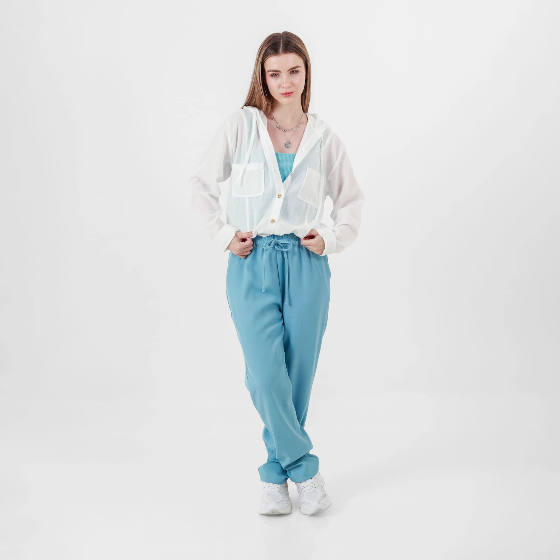 Chaqueta ligera manga larga con capucha y bolsillos - imagen 9