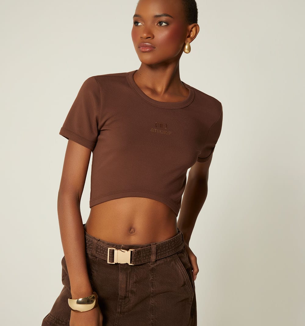 Blusa manga corta  con bordado - imagen 13