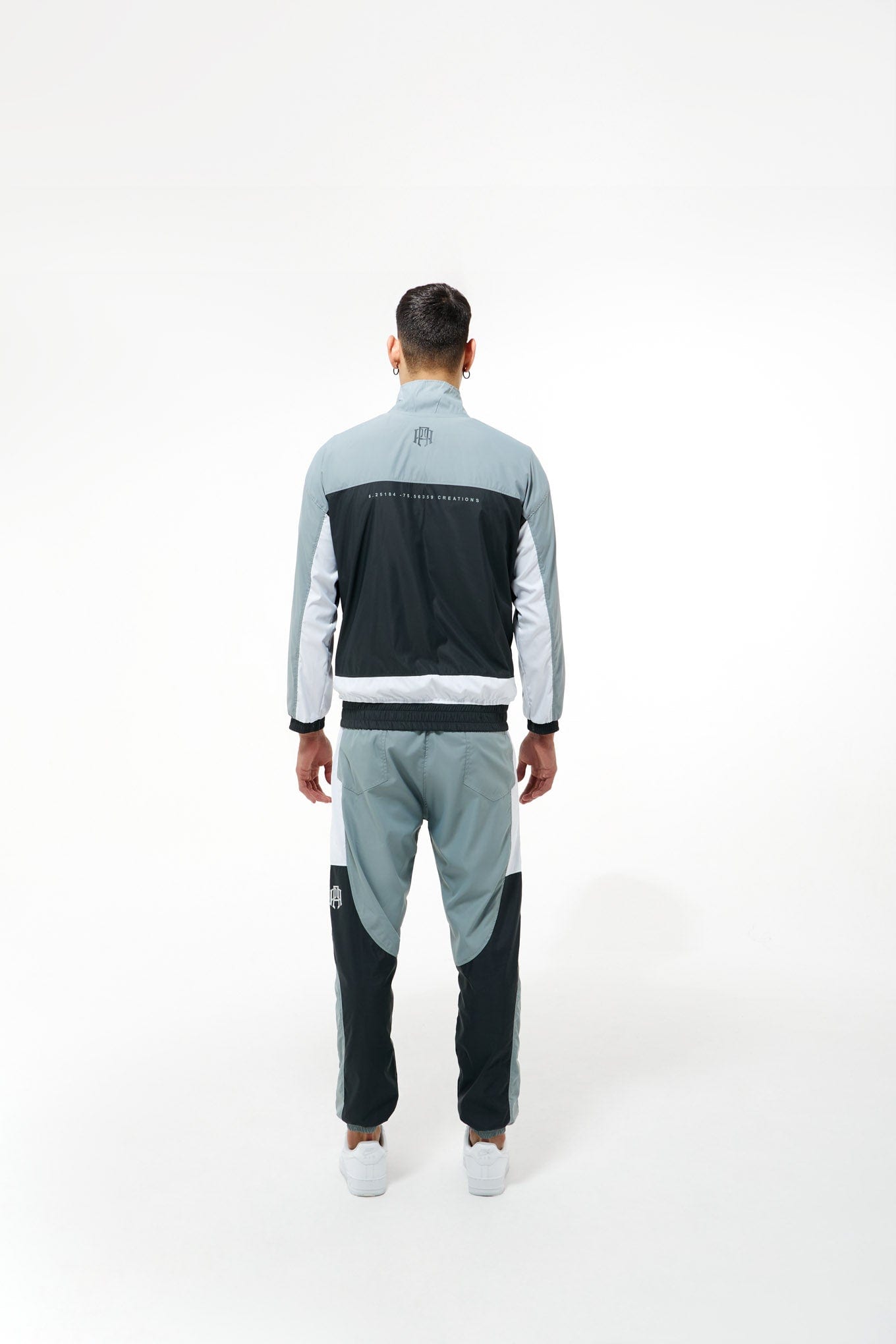 NURTURE LIGHT GRAY JOGGER - imagen 3