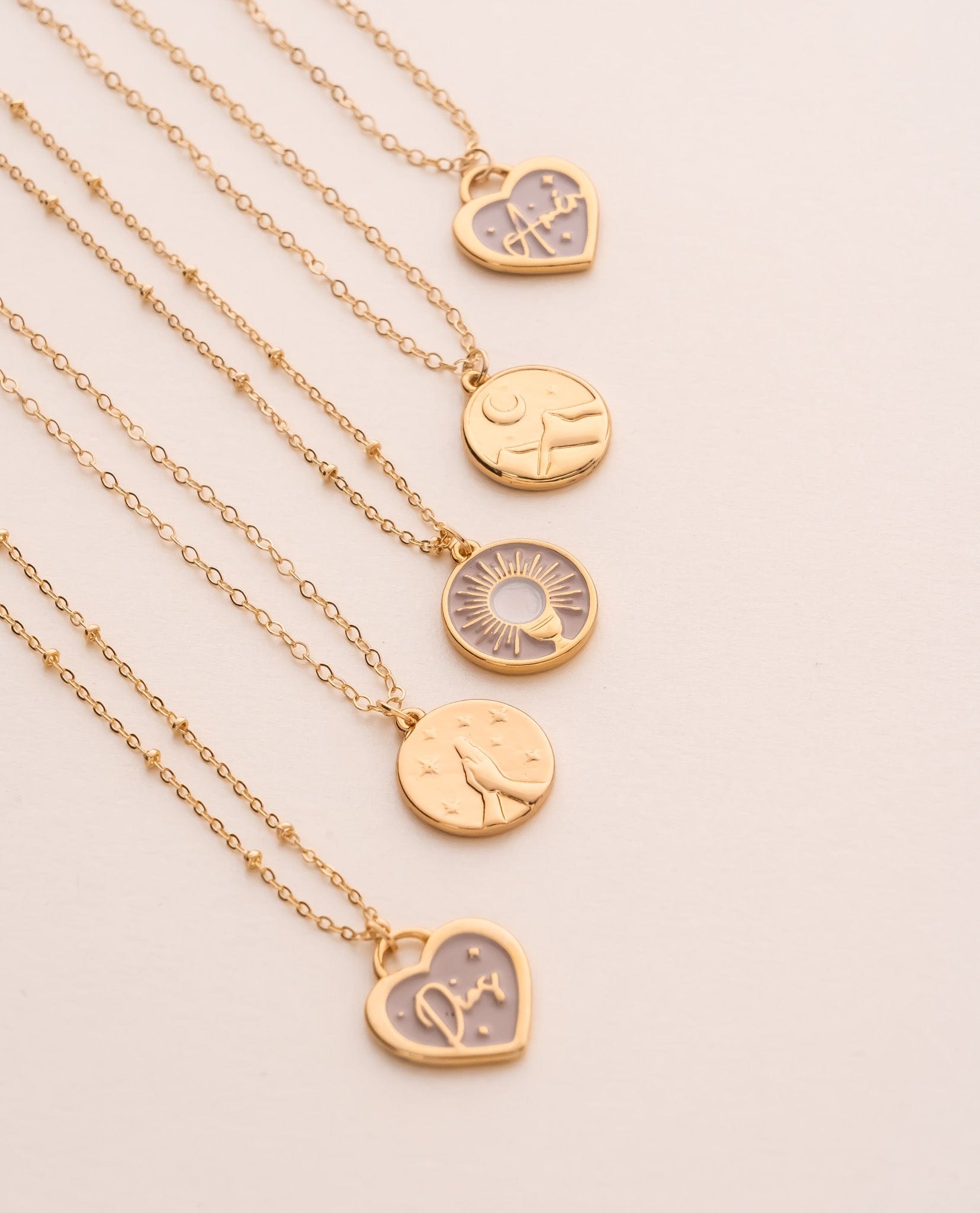 Cadena Con Dije Religioso + Aretes - imagen 1